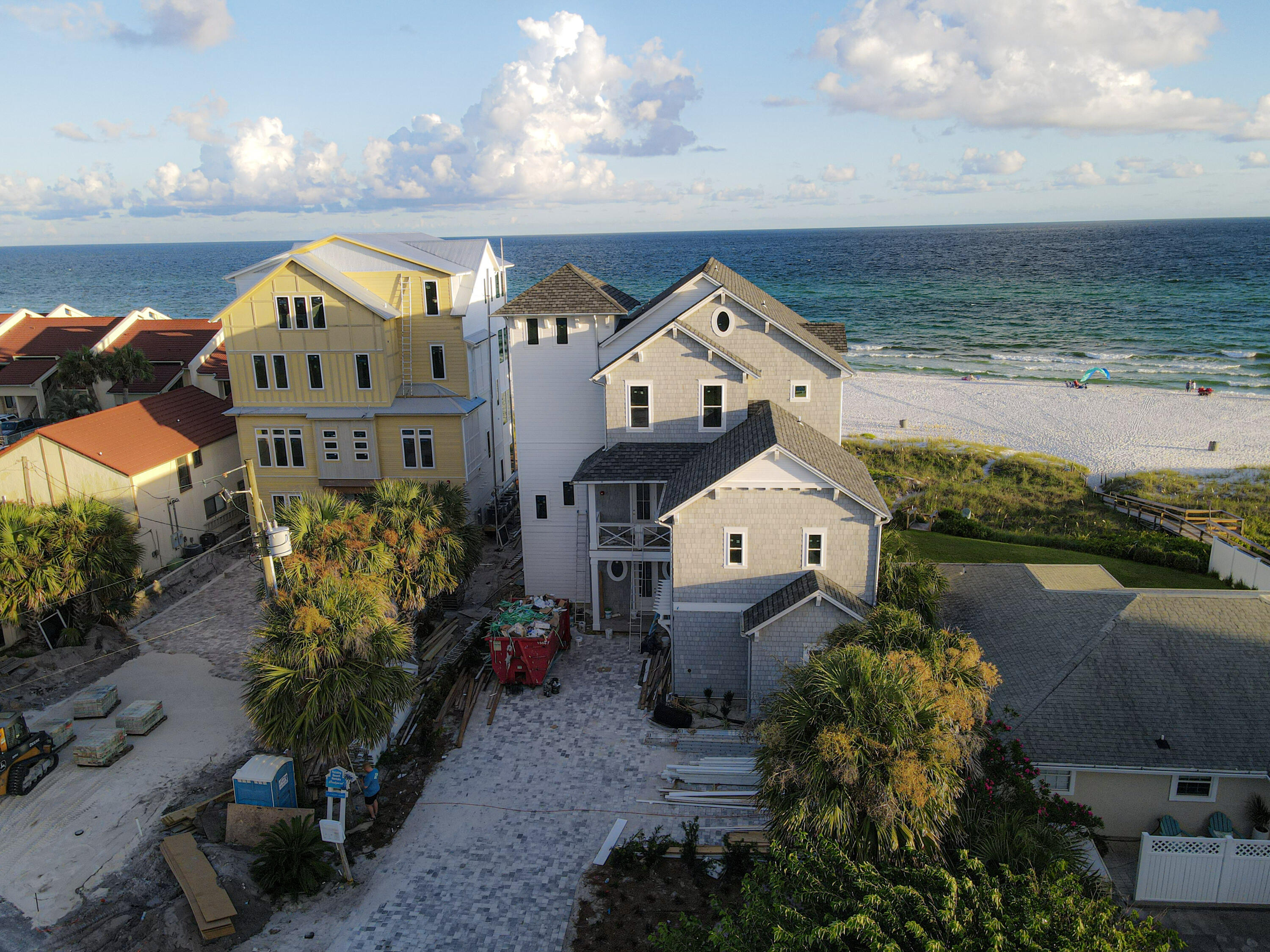 HOLLYWOOD BEACH - Residential