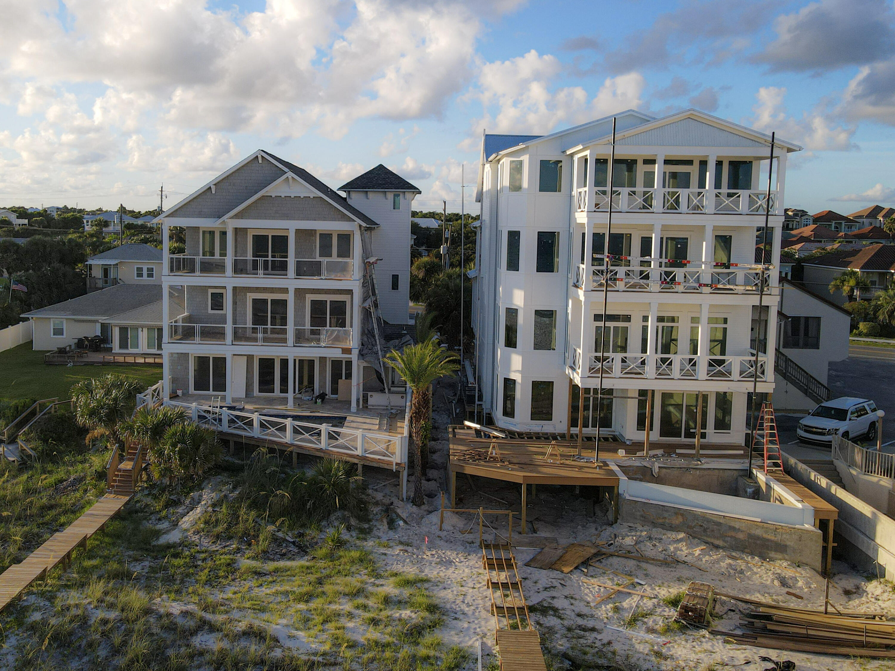 HOLLYWOOD BEACH - Residential