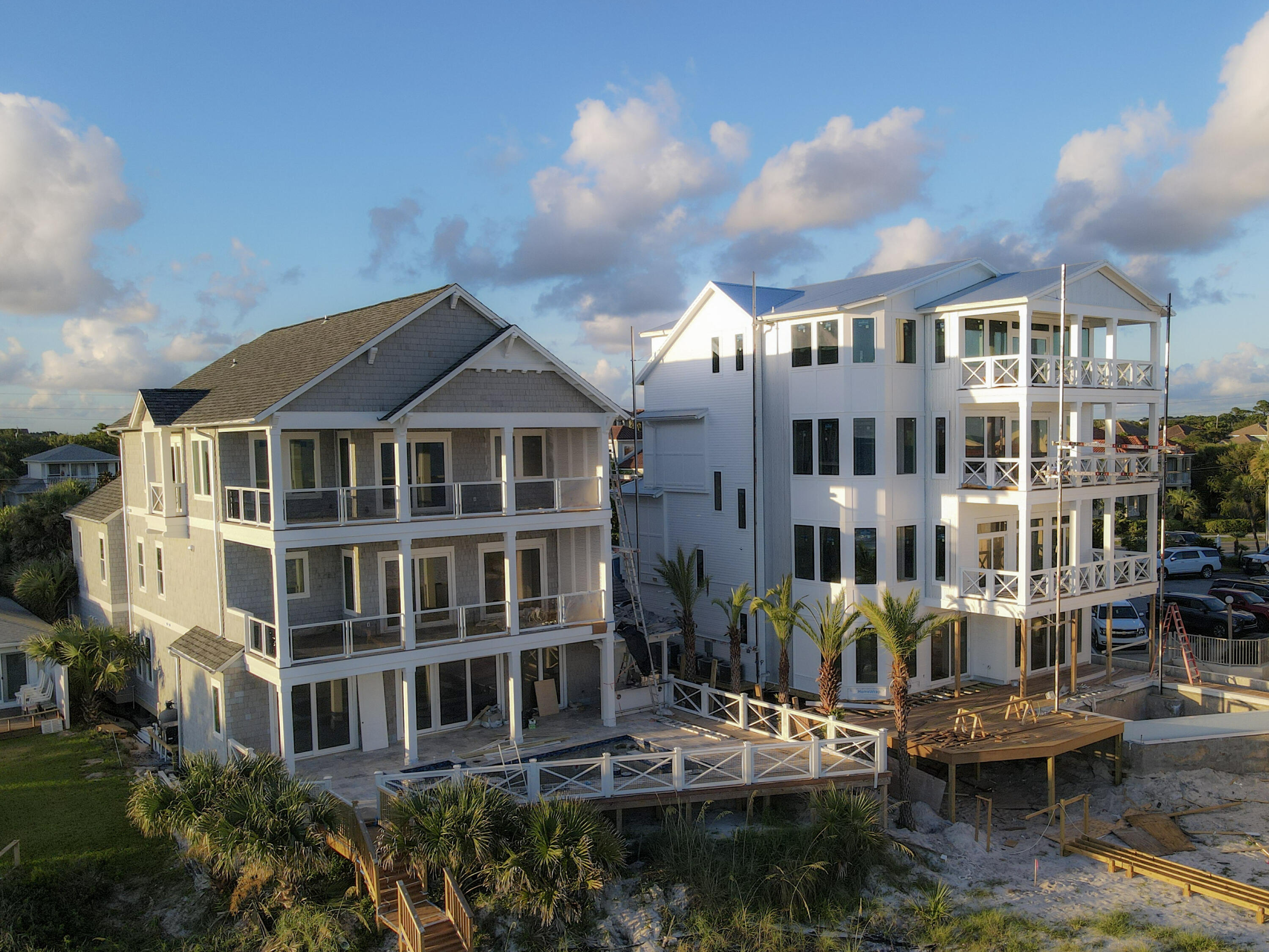 HOLLYWOOD BEACH - Residential