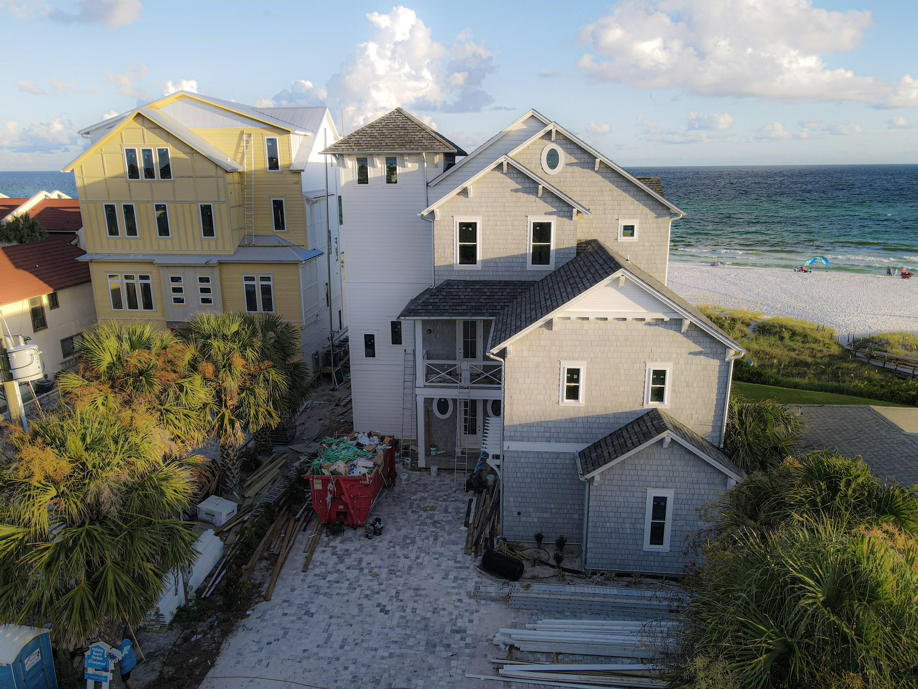 HOLLYWOOD BEACH - Residential