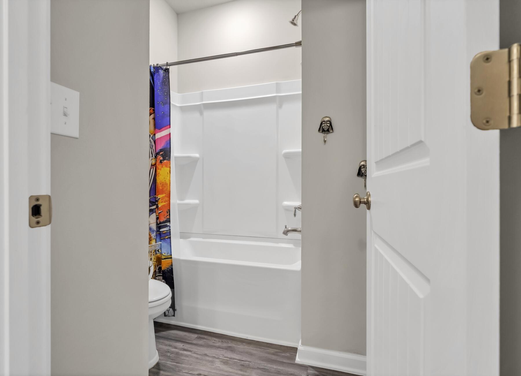 REDSTONE COMMONS - Residential Lease