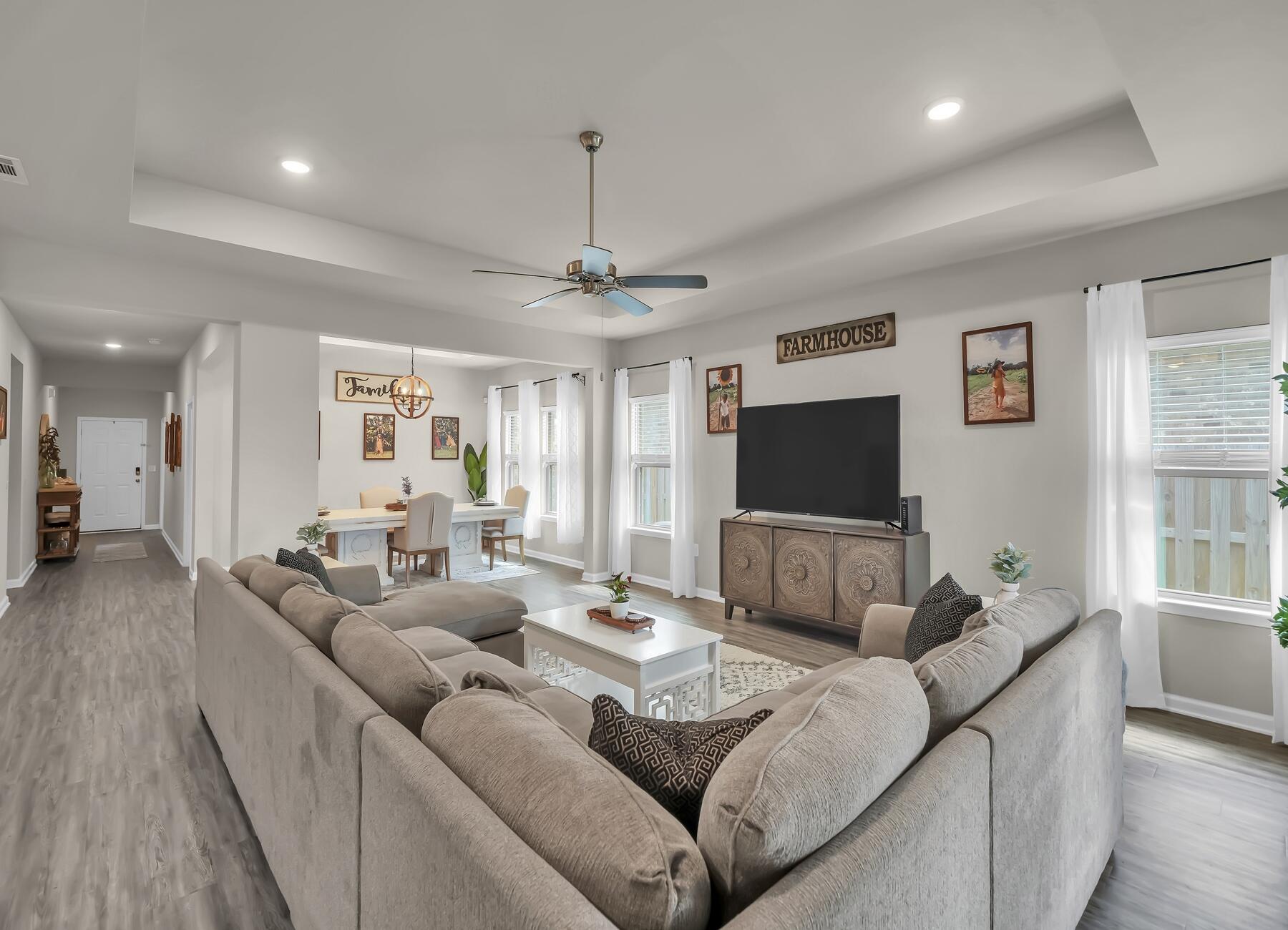 REDSTONE COMMONS - Residential Lease