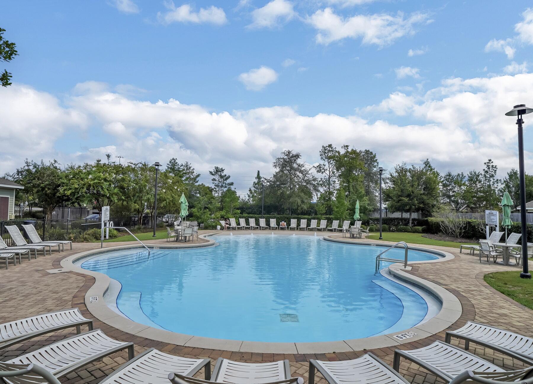 REDSTONE COMMONS - Residential Lease