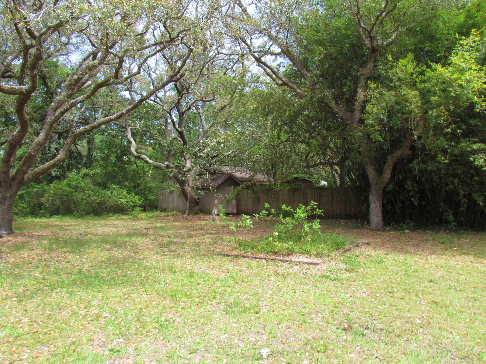 NO RECORDED SUBDIVISION - Residential