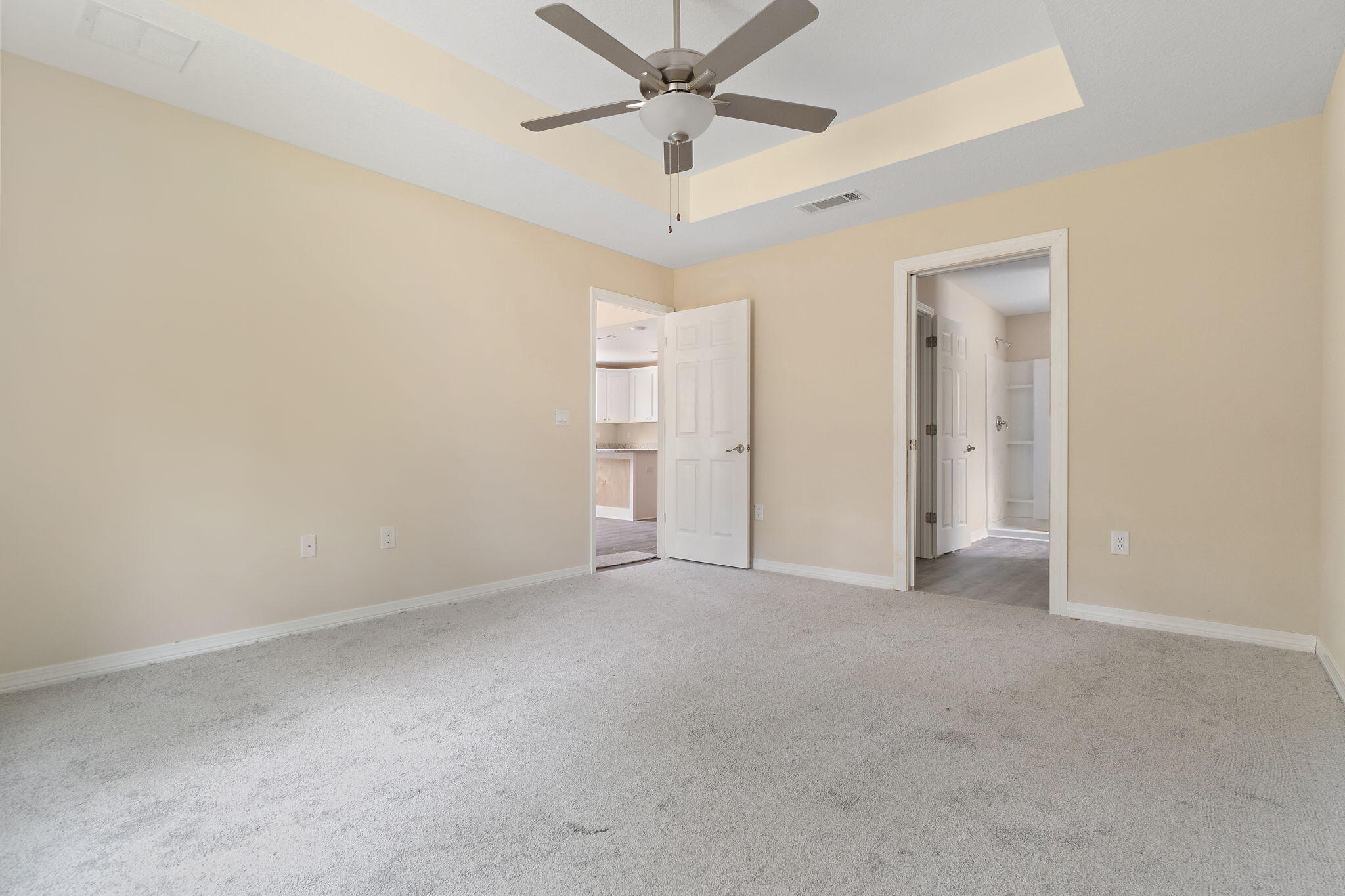 AVALON BEACH - Residential