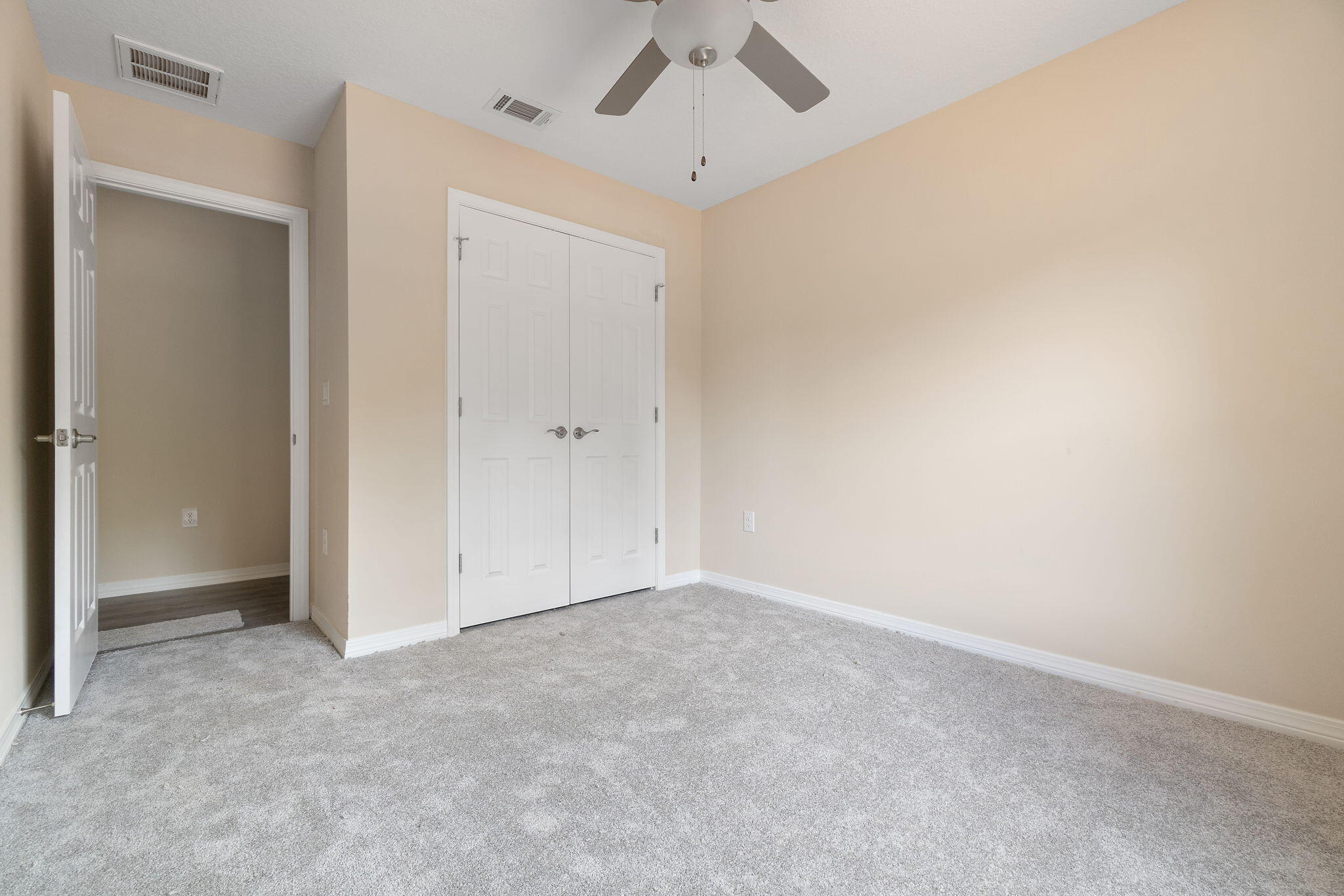 AVALON BEACH - Residential