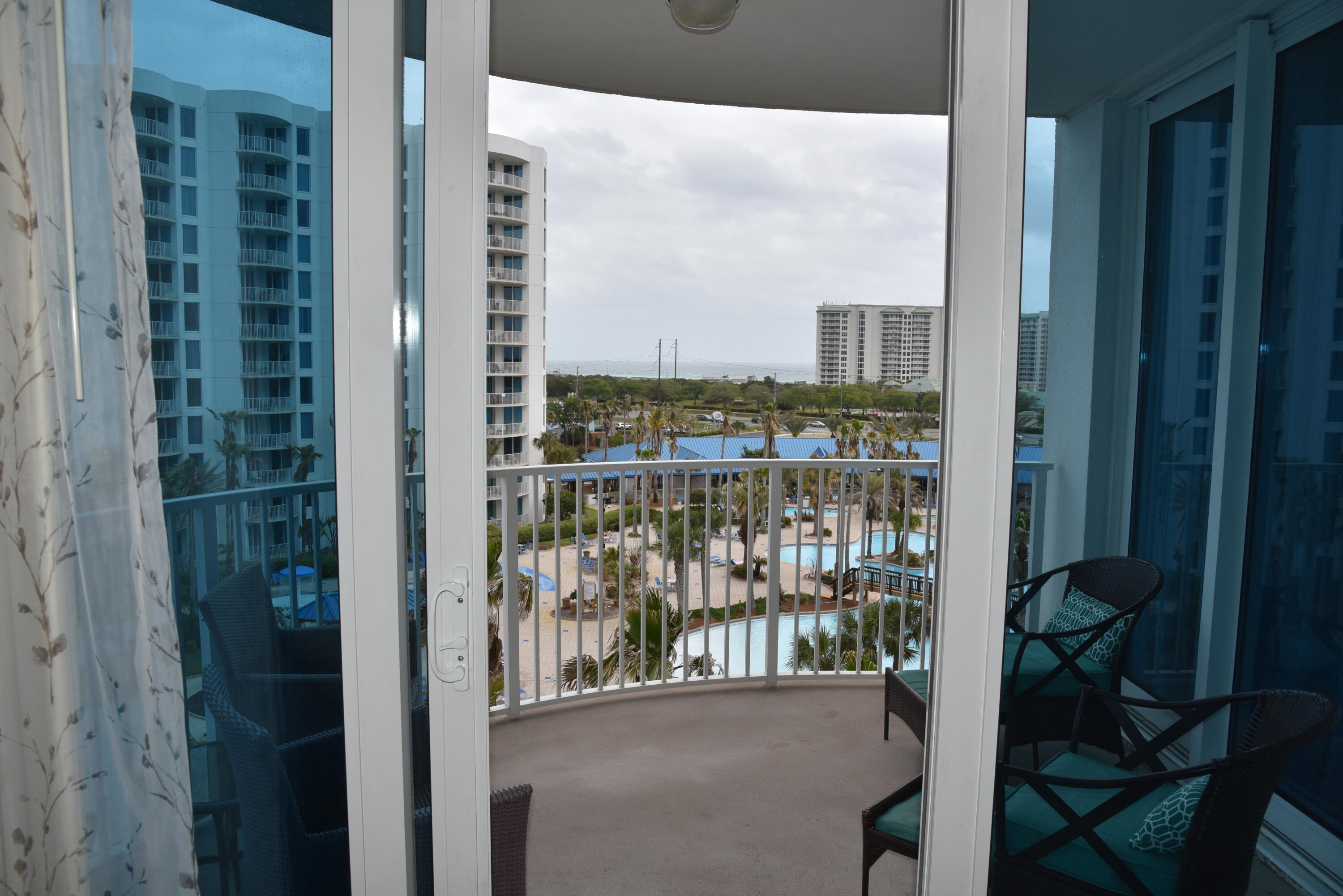 THE PALMS OF DESTIN - Residential