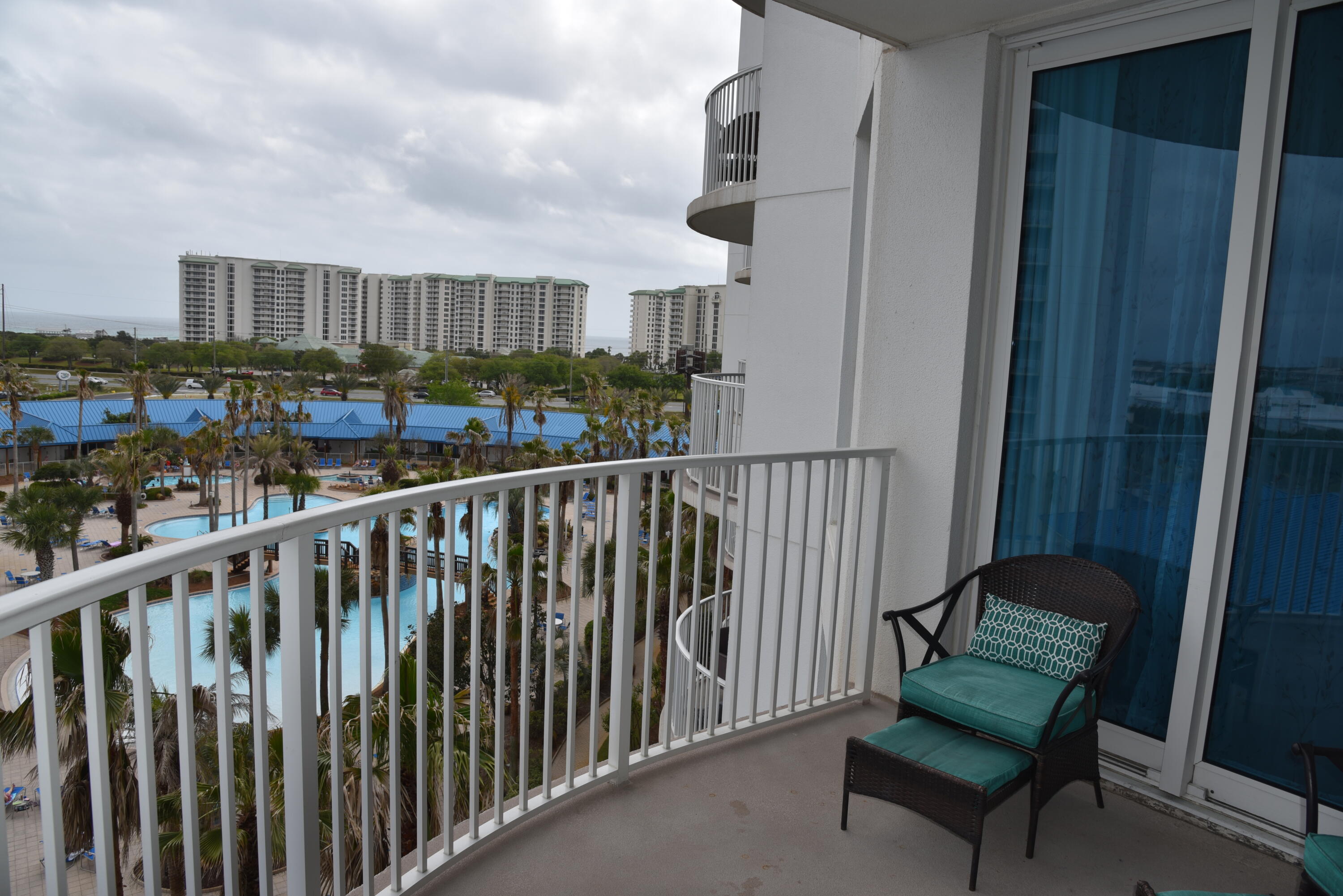 THE PALMS OF DESTIN - Residential