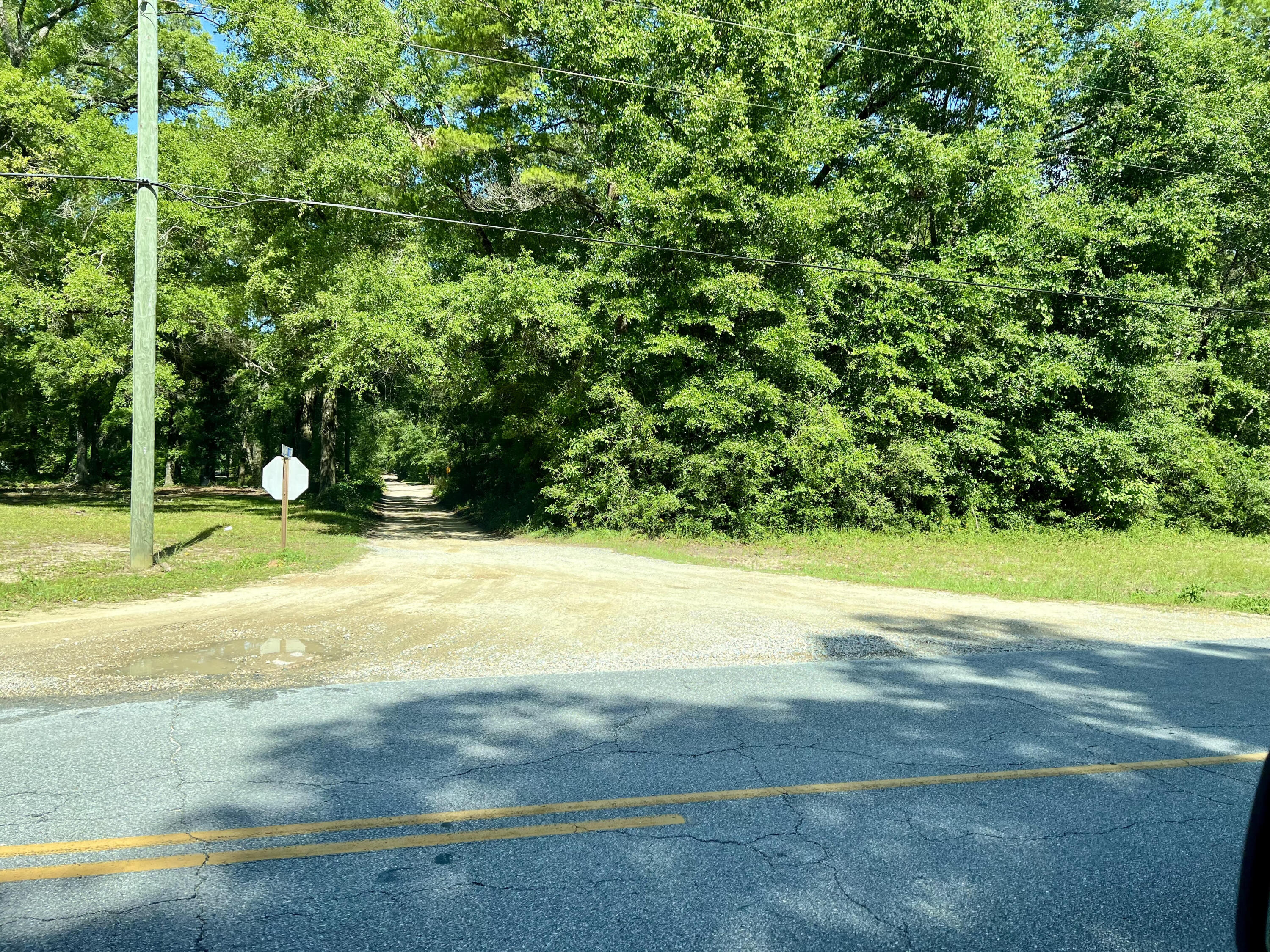 Beautifully treed land just waiting for your Homestead. Located just 2 minutes from Freeport and on a paved and county controlled road. Access to water is nearby and you have all that Country living has to offer with this lot. Bring all offers.