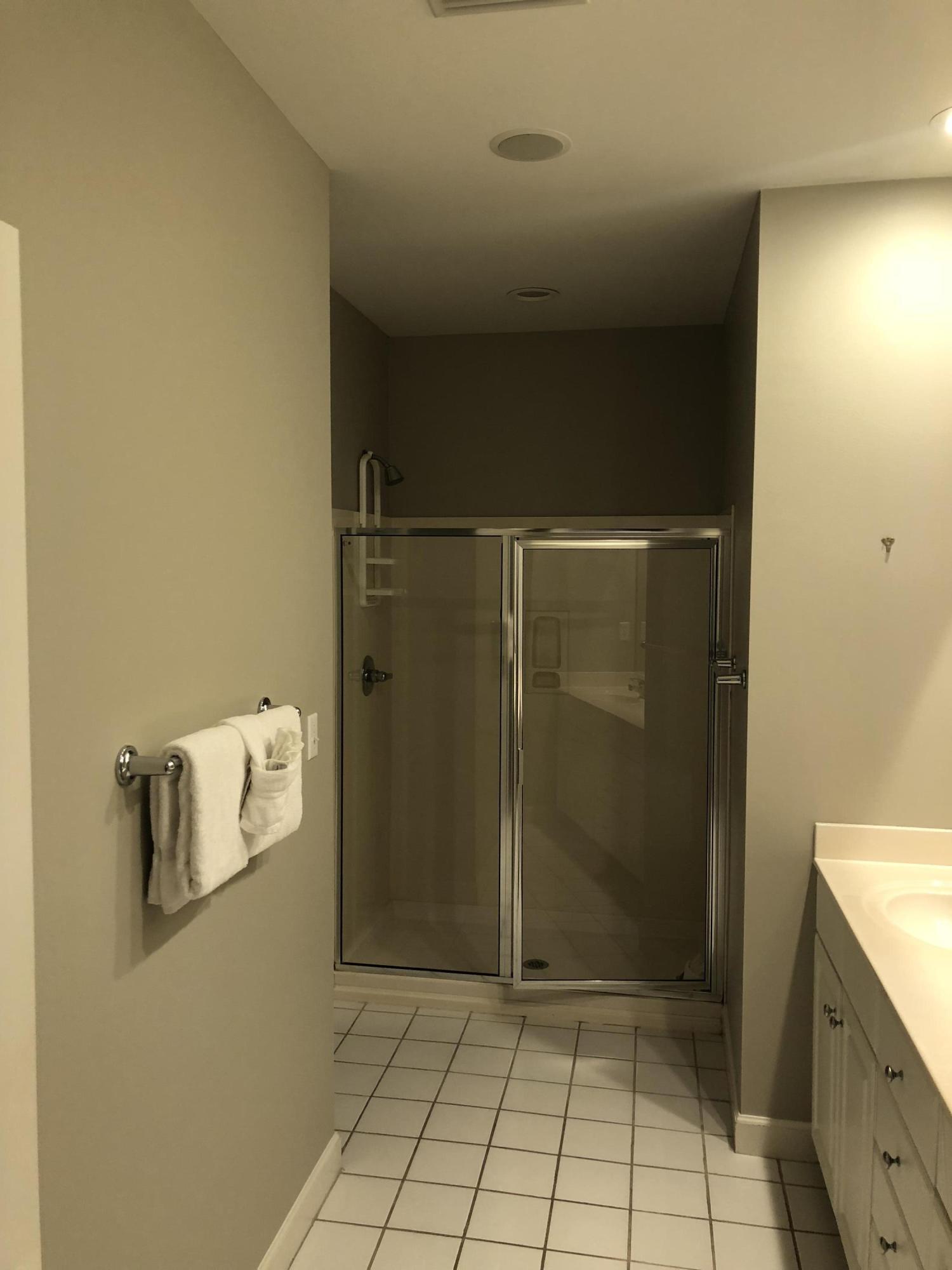 EMERALD WATERS VILLAGE - Residential