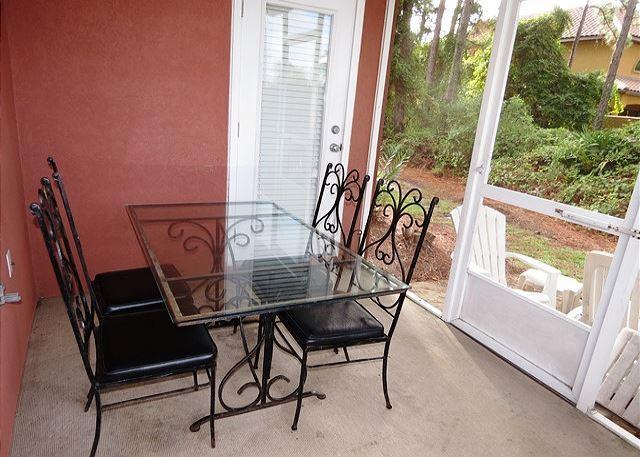 EMERALD WATERS VILLAGE - Residential