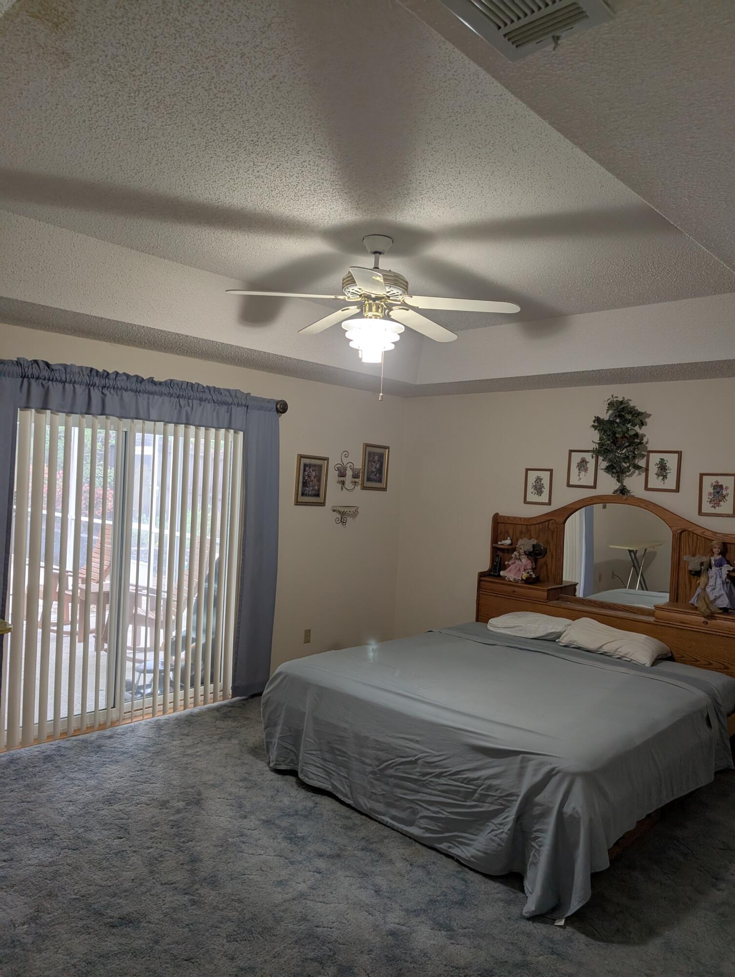 EDGEWATER VILLAGE - Residential