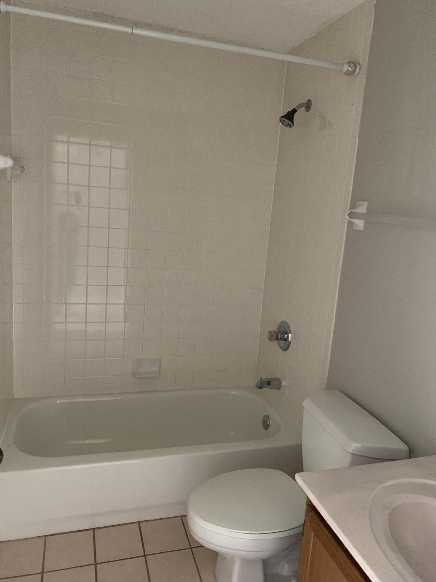 POINTE OF VIEW - Residential Lease