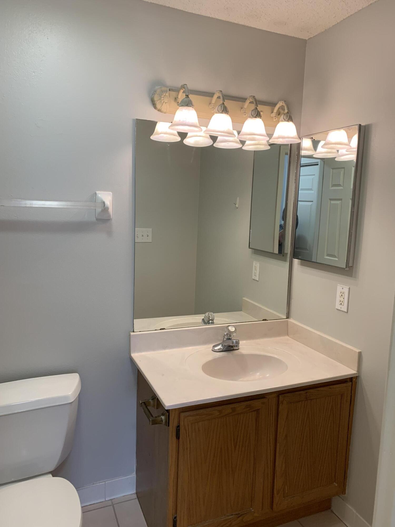 POINTE OF VIEW - Residential Lease