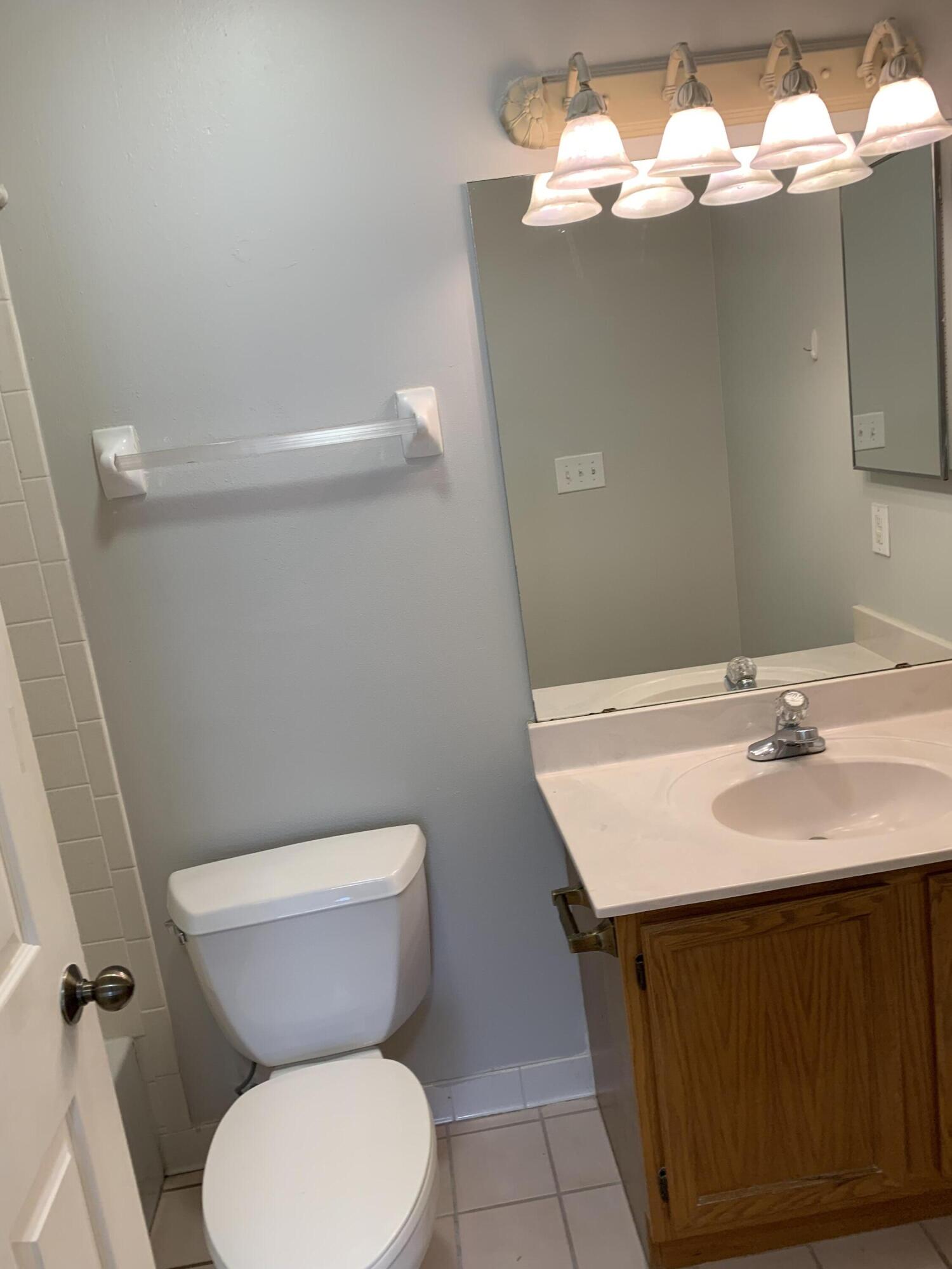 POINTE OF VIEW - Residential Lease