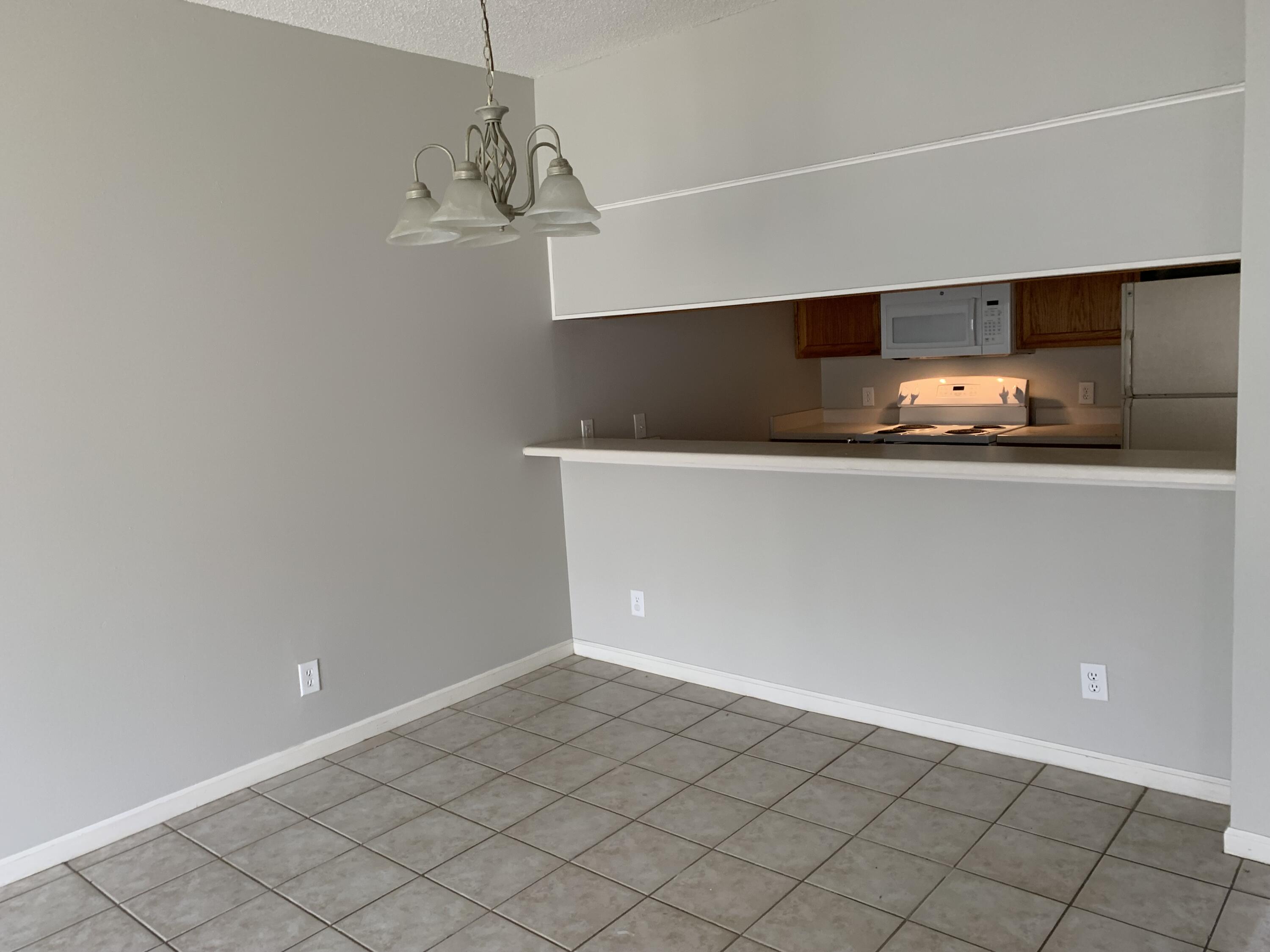 POINTE OF VIEW - Residential Lease