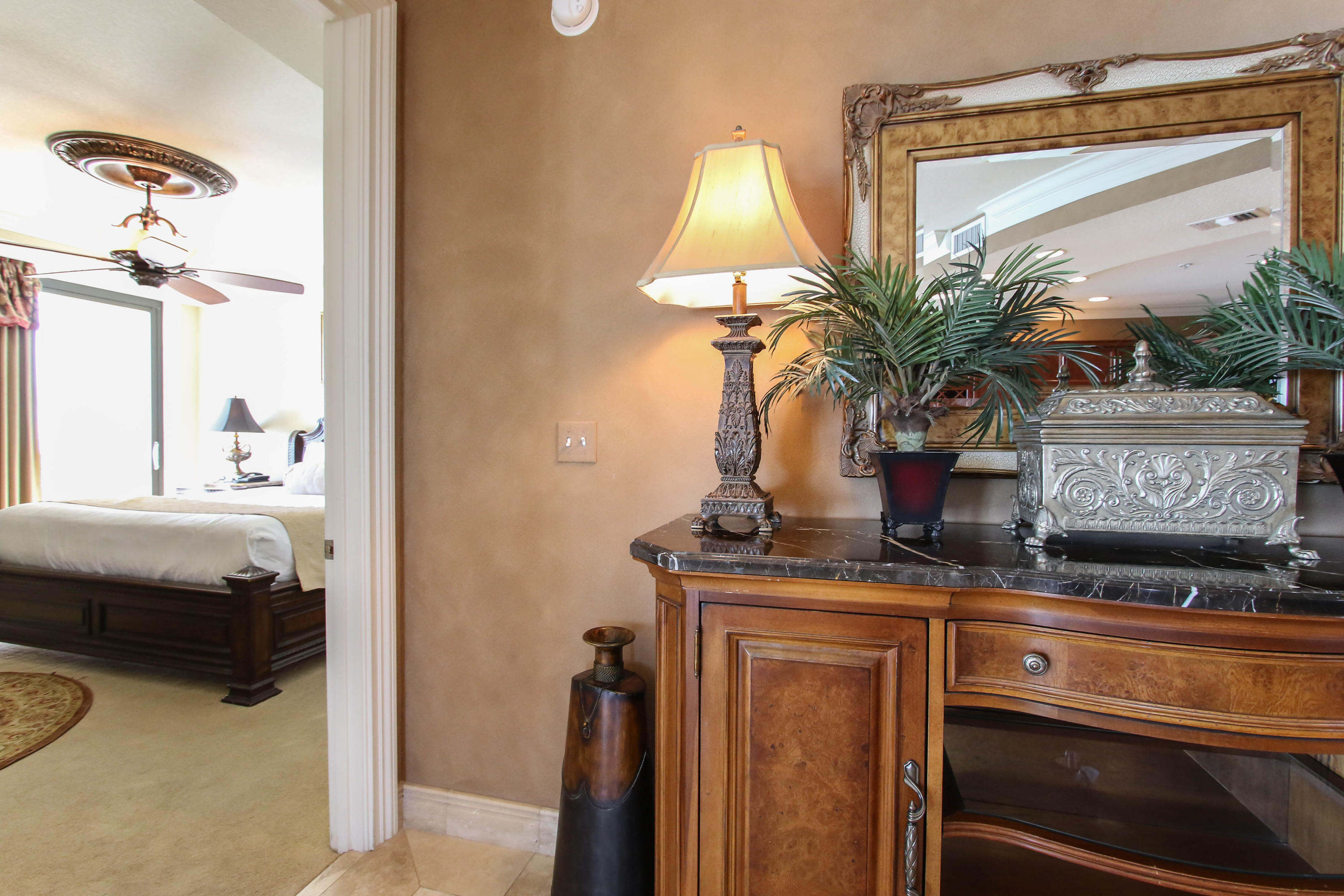 EMERALD GRANDE - Residential