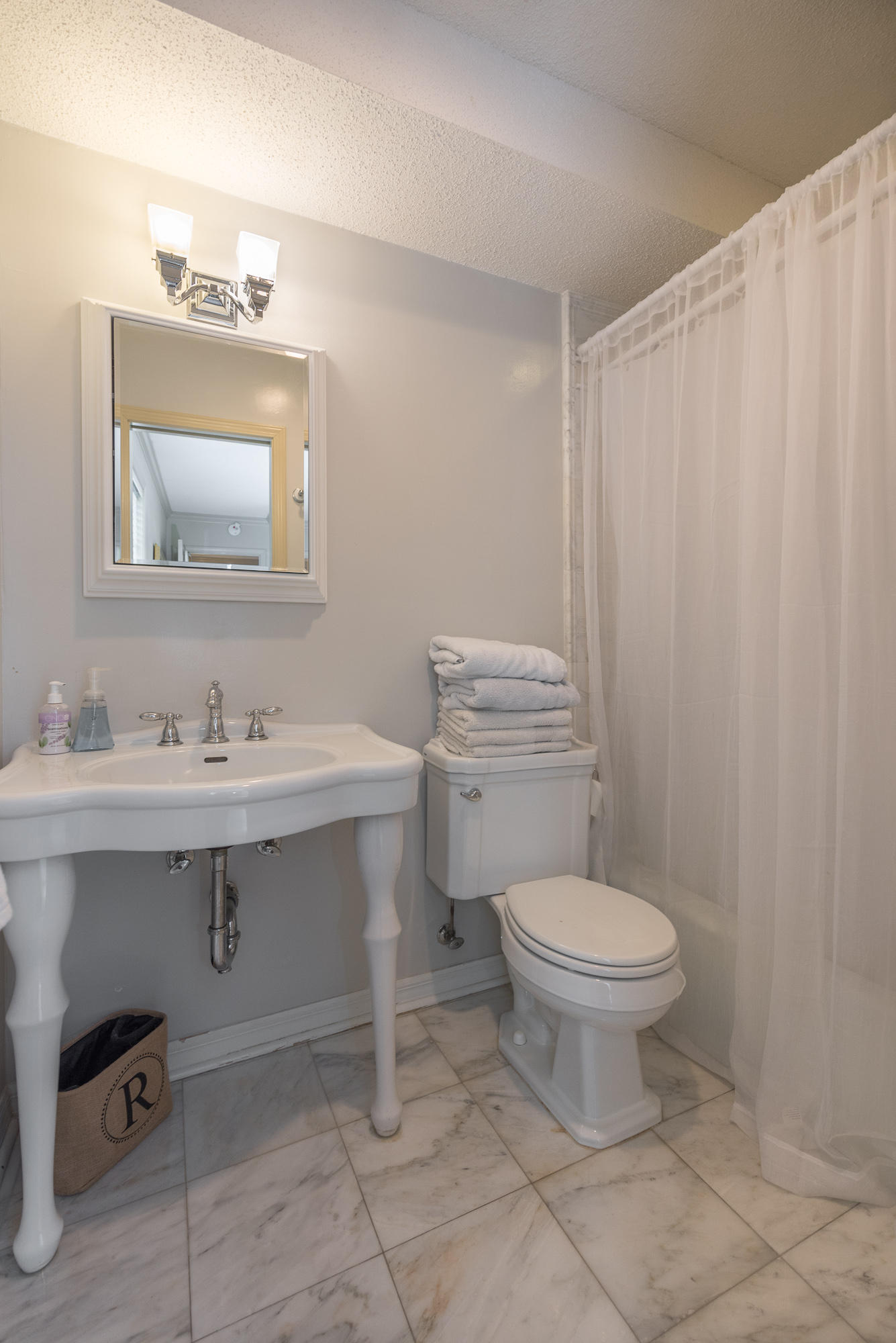 BIRNAM WOODS - Residential