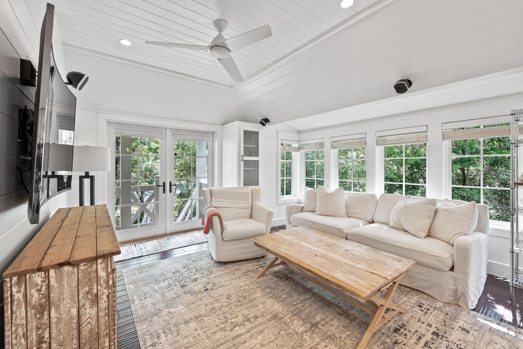 DRAPER LAKE COASTAL VILLAGE - Residential