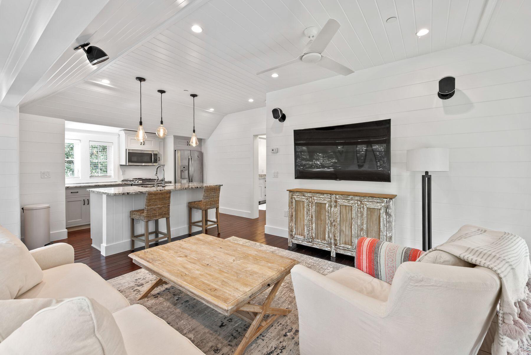 DRAPER LAKE COASTAL VILLAGE - Residential
