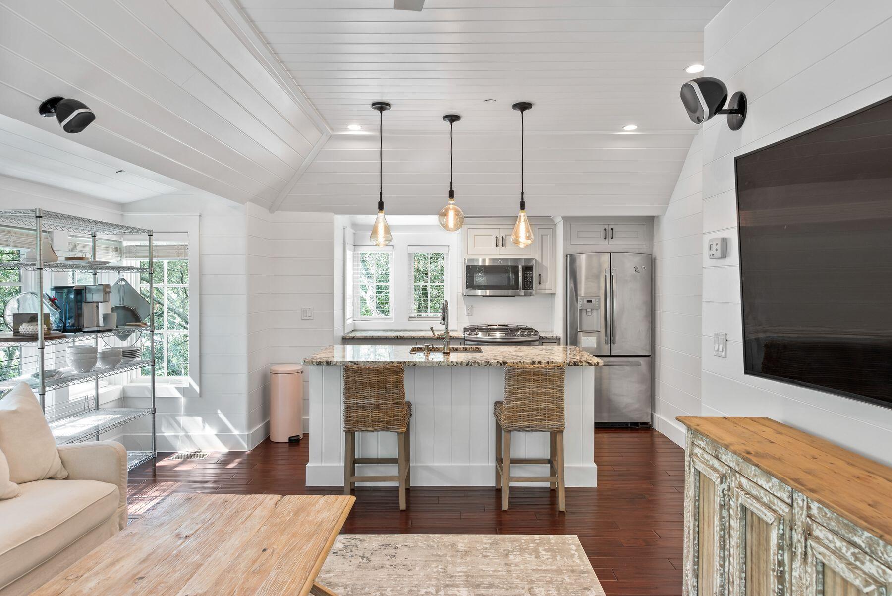 DRAPER LAKE COASTAL VILLAGE - Residential