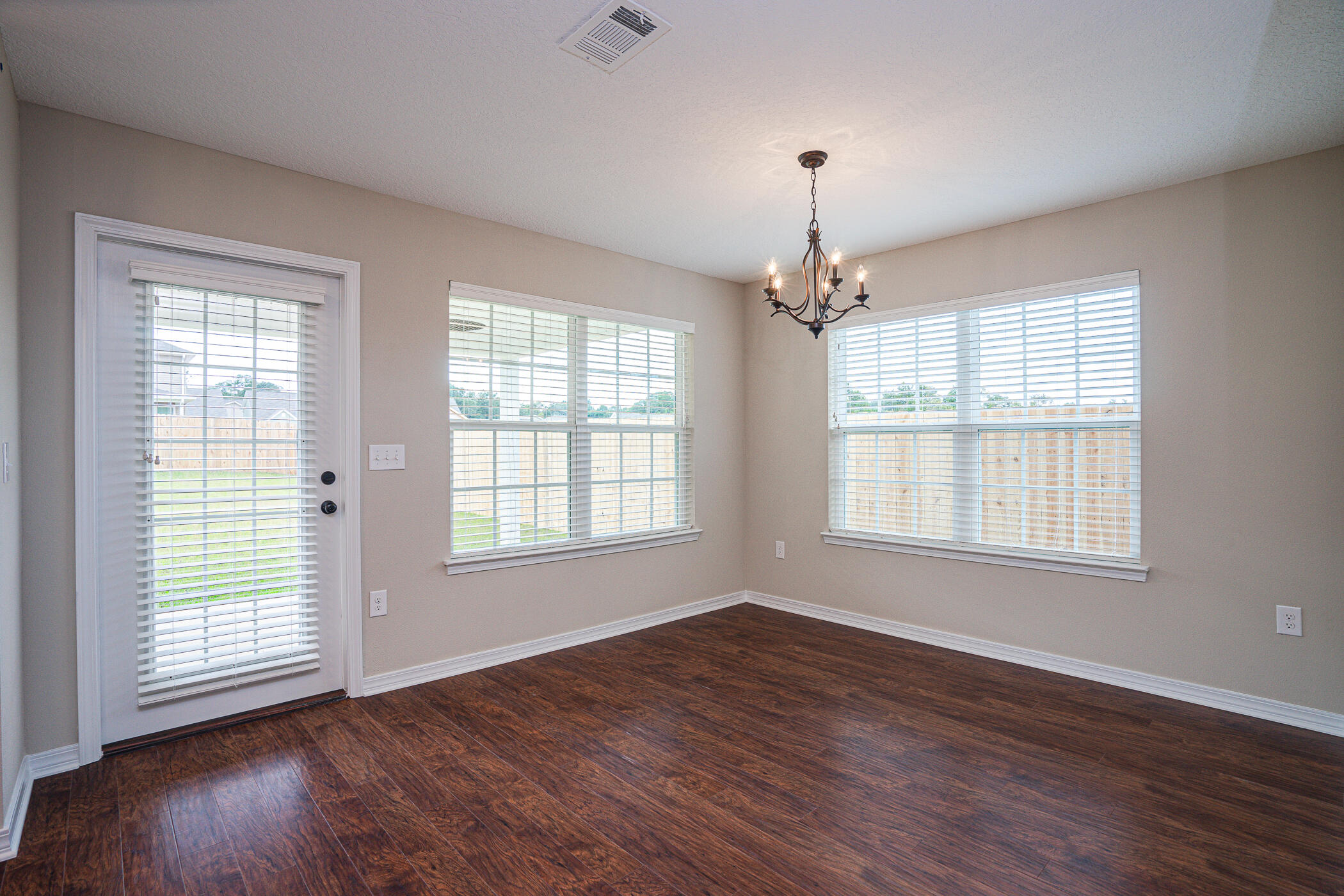 STILLWELL ESTATES - Residential