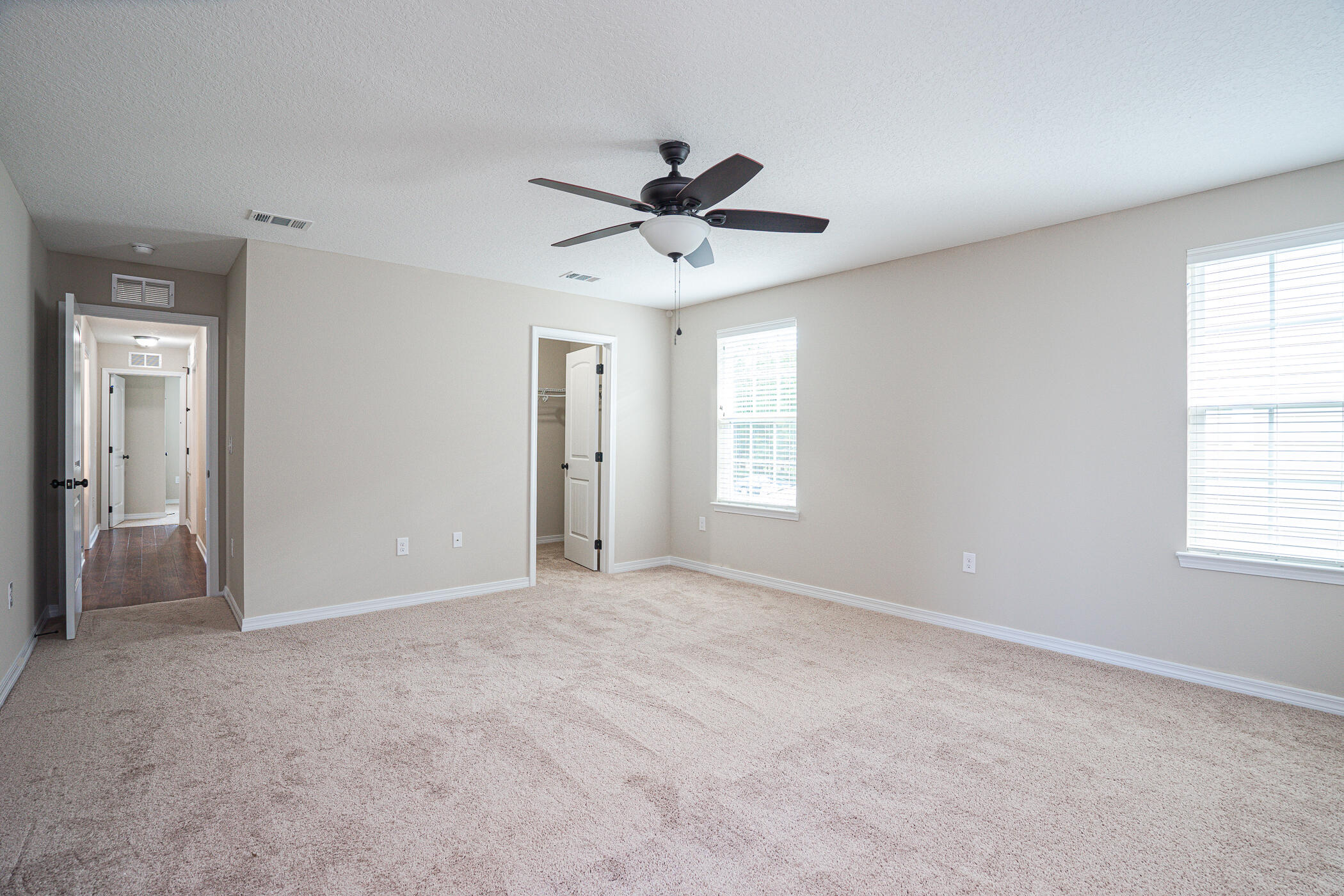 STILLWELL ESTATES - Residential