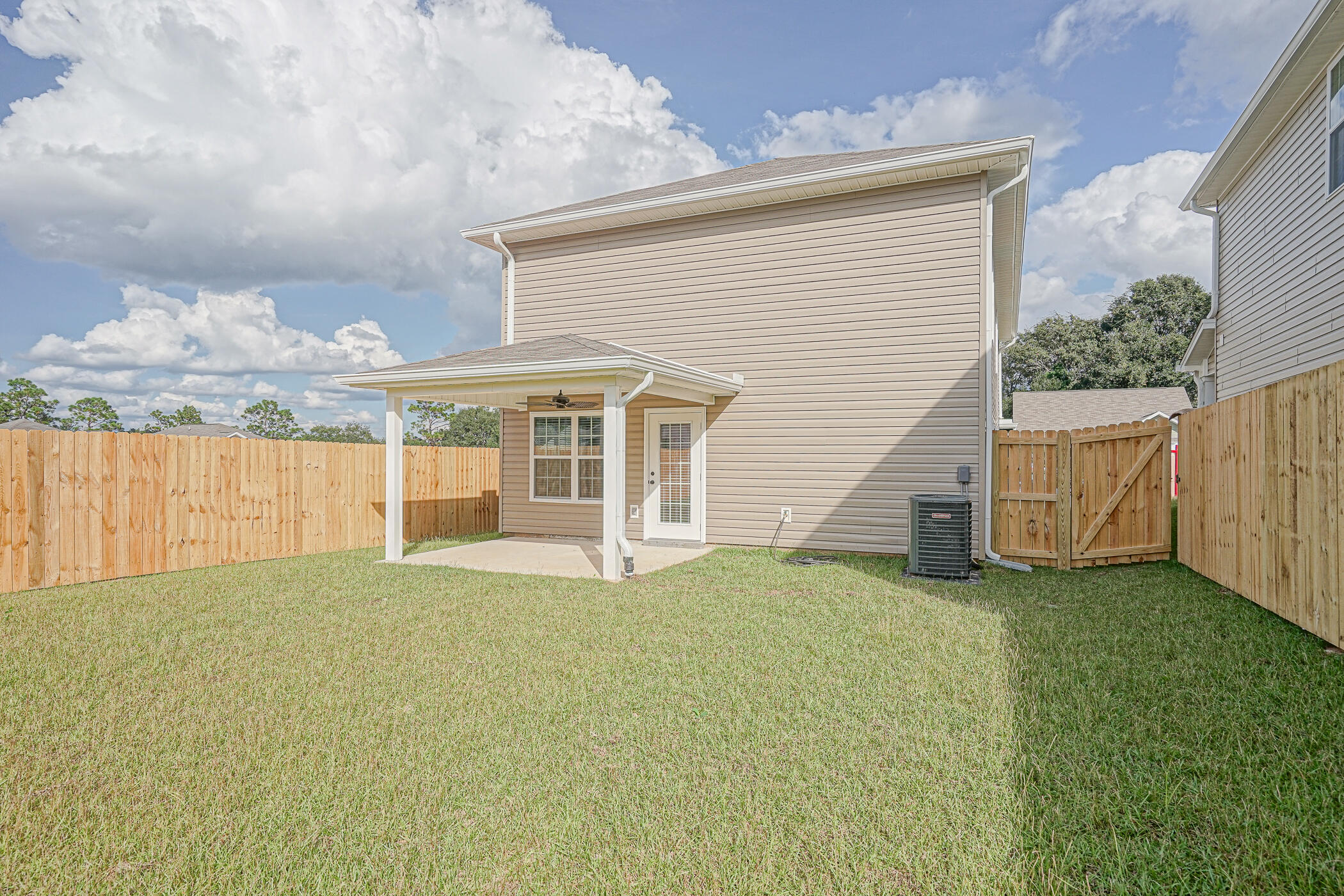 STILLWELL ESTATES - Residential