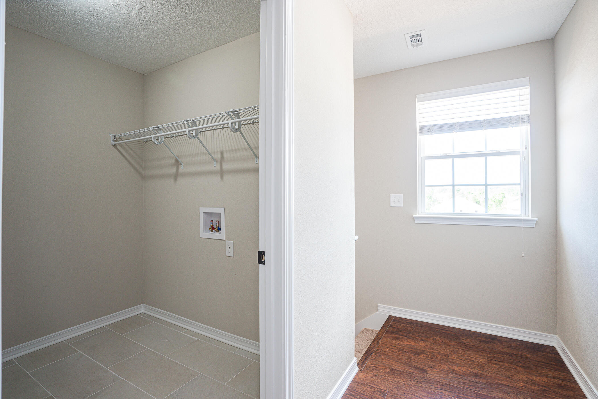 STILLWELL ESTATES - Residential