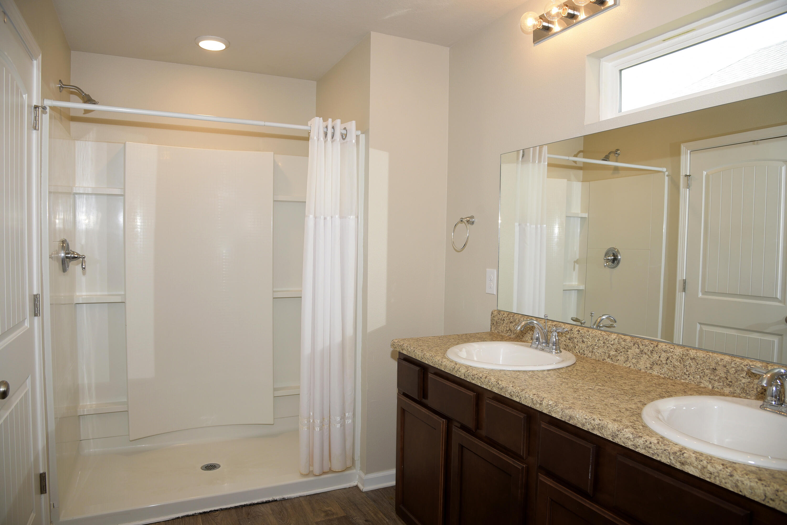 HAMMOCK BAY - Residential Lease