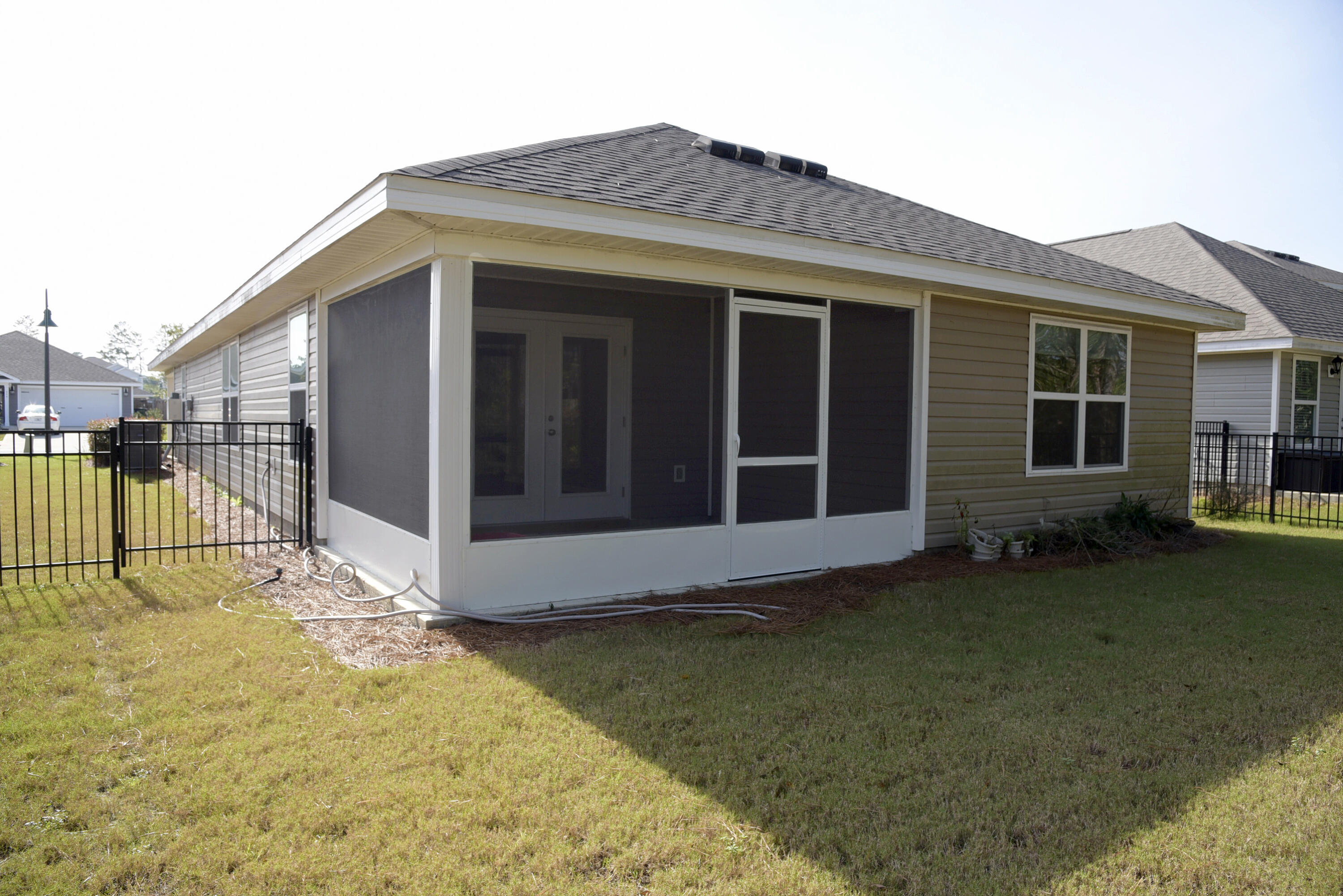 HAMMOCK BAY - Residential Lease