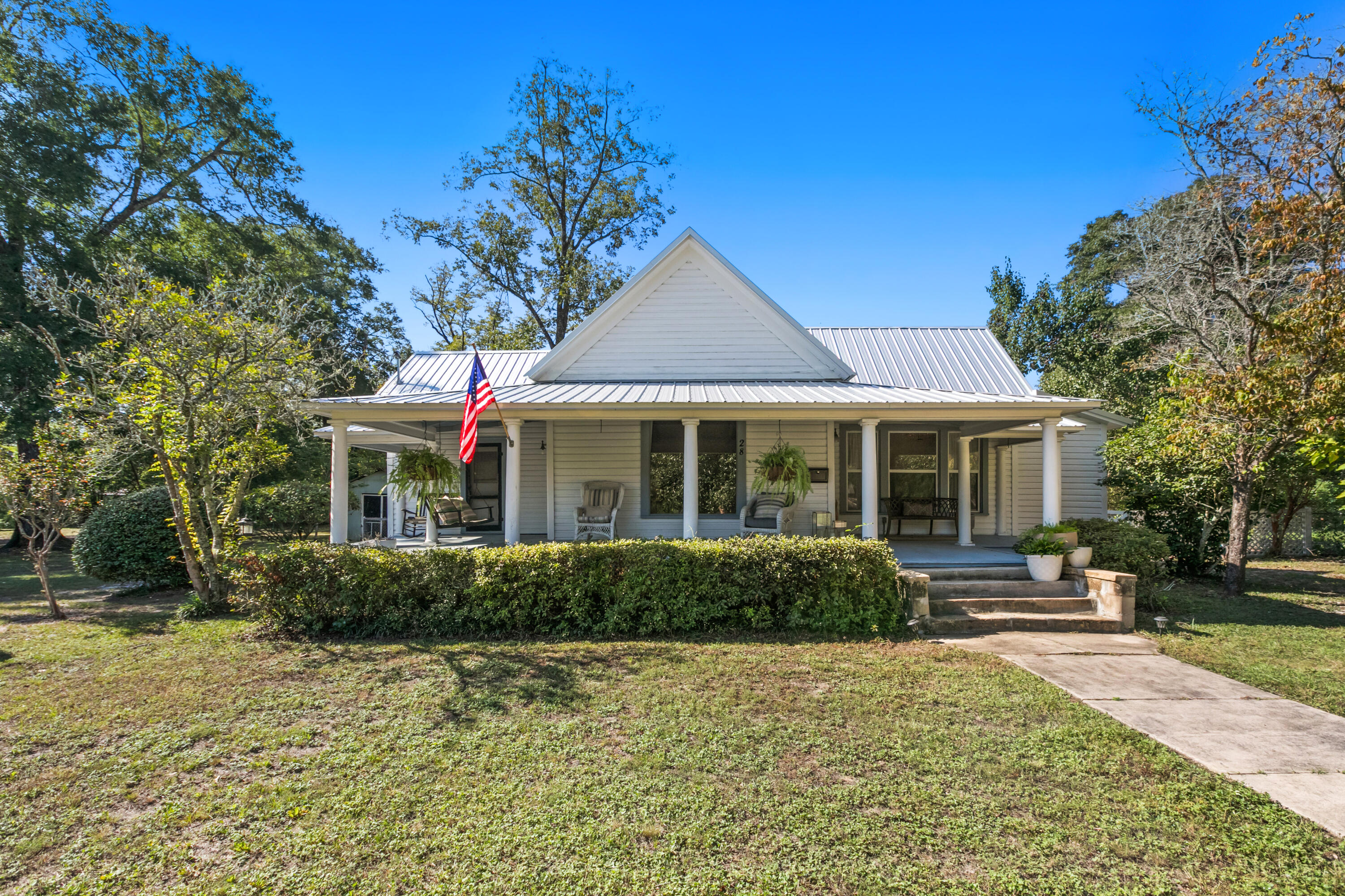 TOWN OF DEFUNIAK SPRINGS - Residential