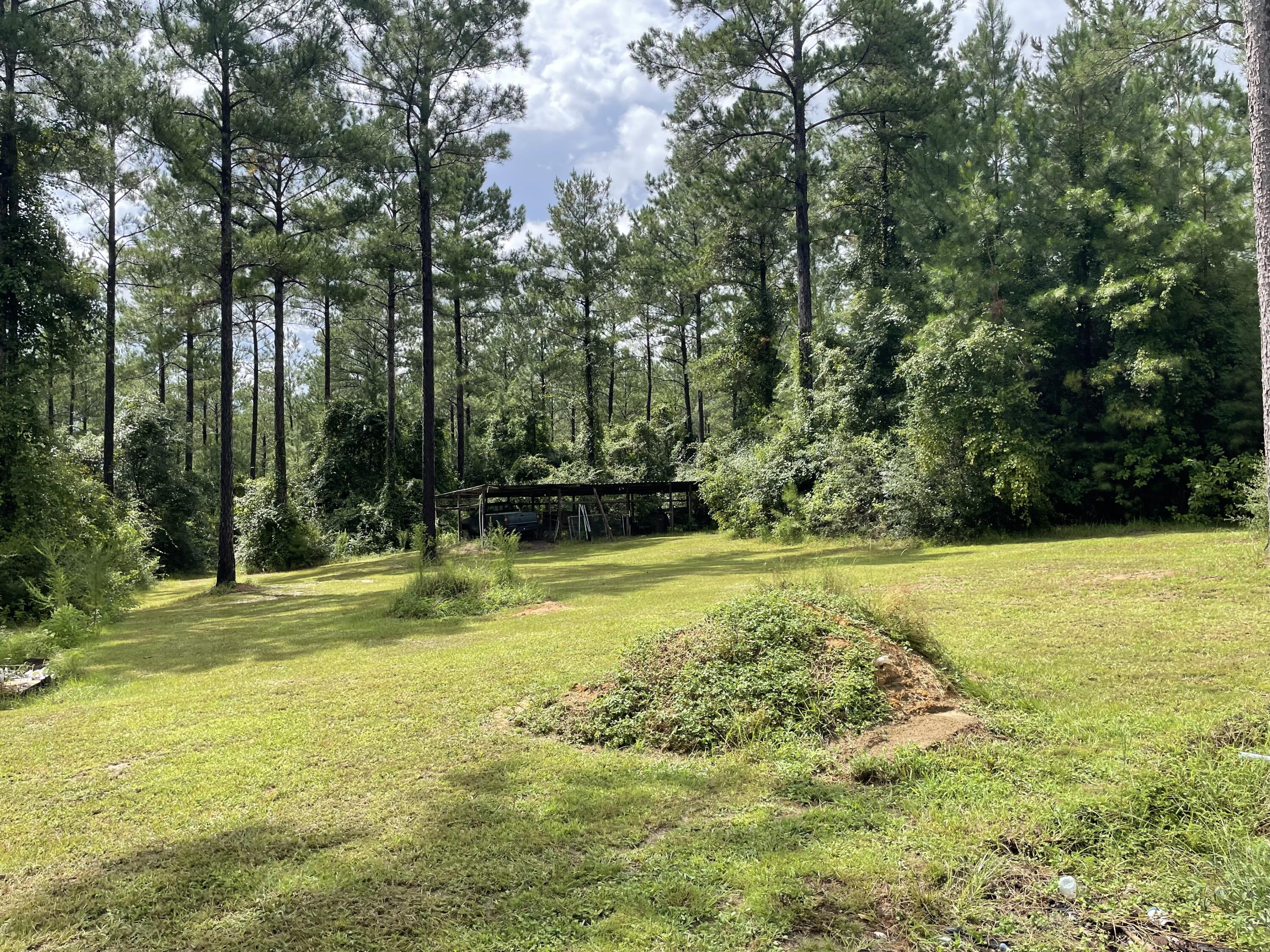 METES & BOUNDS - Land