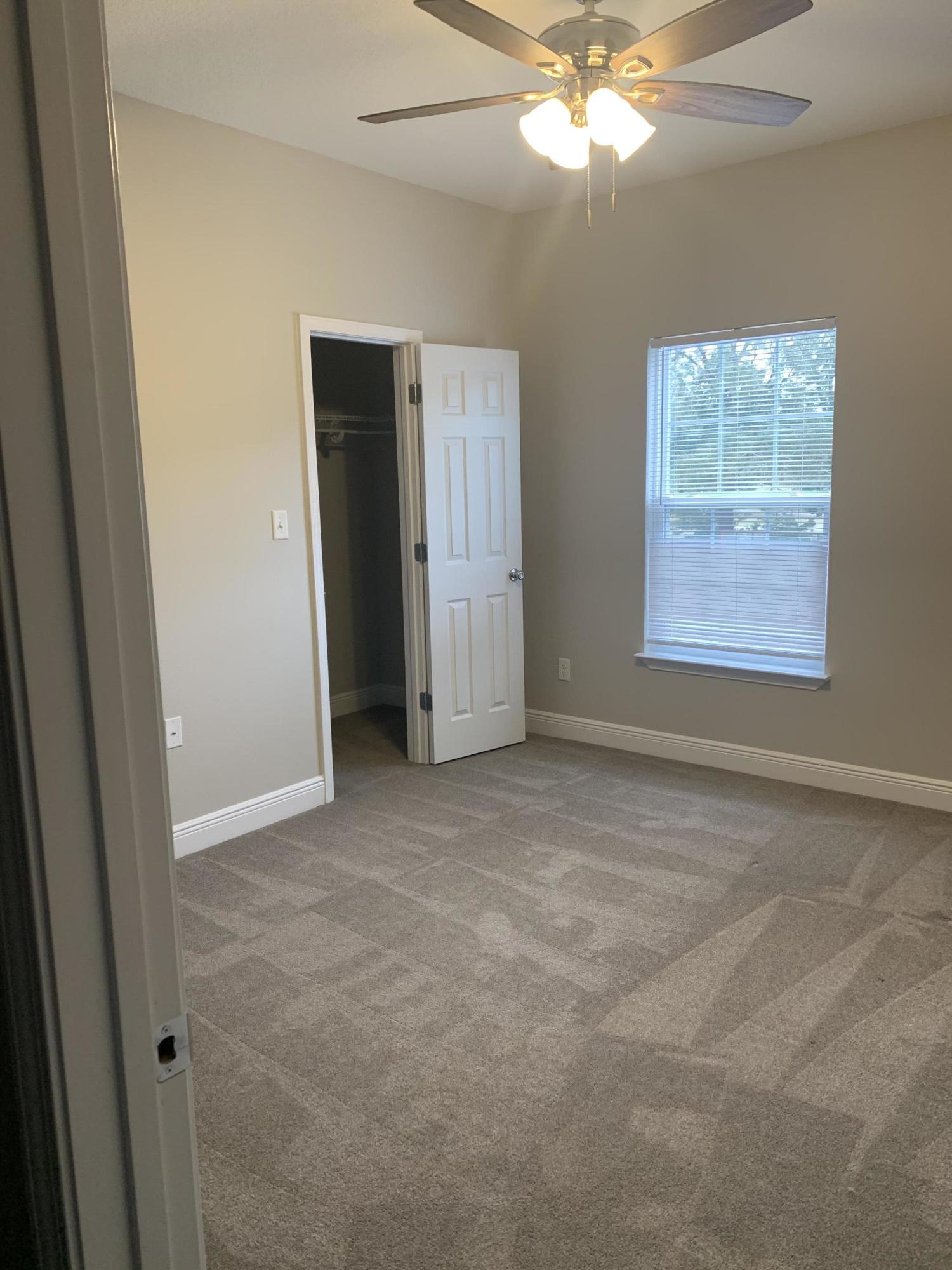 Eagle's Nest Townhomes - Residential