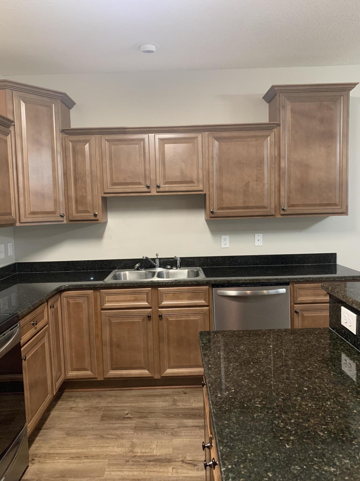 Eagle's Nest Townhomes - Residential