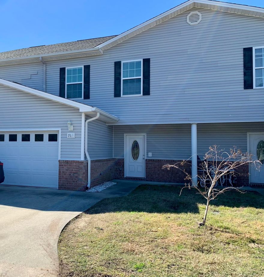 Townhouse completely renovated one year ago. New appliances, luxury vinyl flooring, new carpet, paint, cabinets, granite countertops, bathroom fixtures.  This unit is VERY convenient to Eglin, Hurlburt, UWF Campus, and the hospital.  Large unit with huge master bedroom, oversized garage. You must see to appreciate!