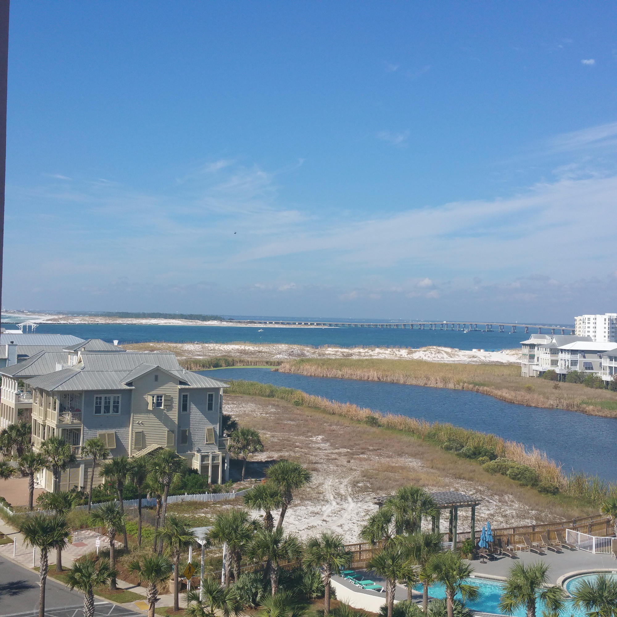 Jetty East Condominium - Residential