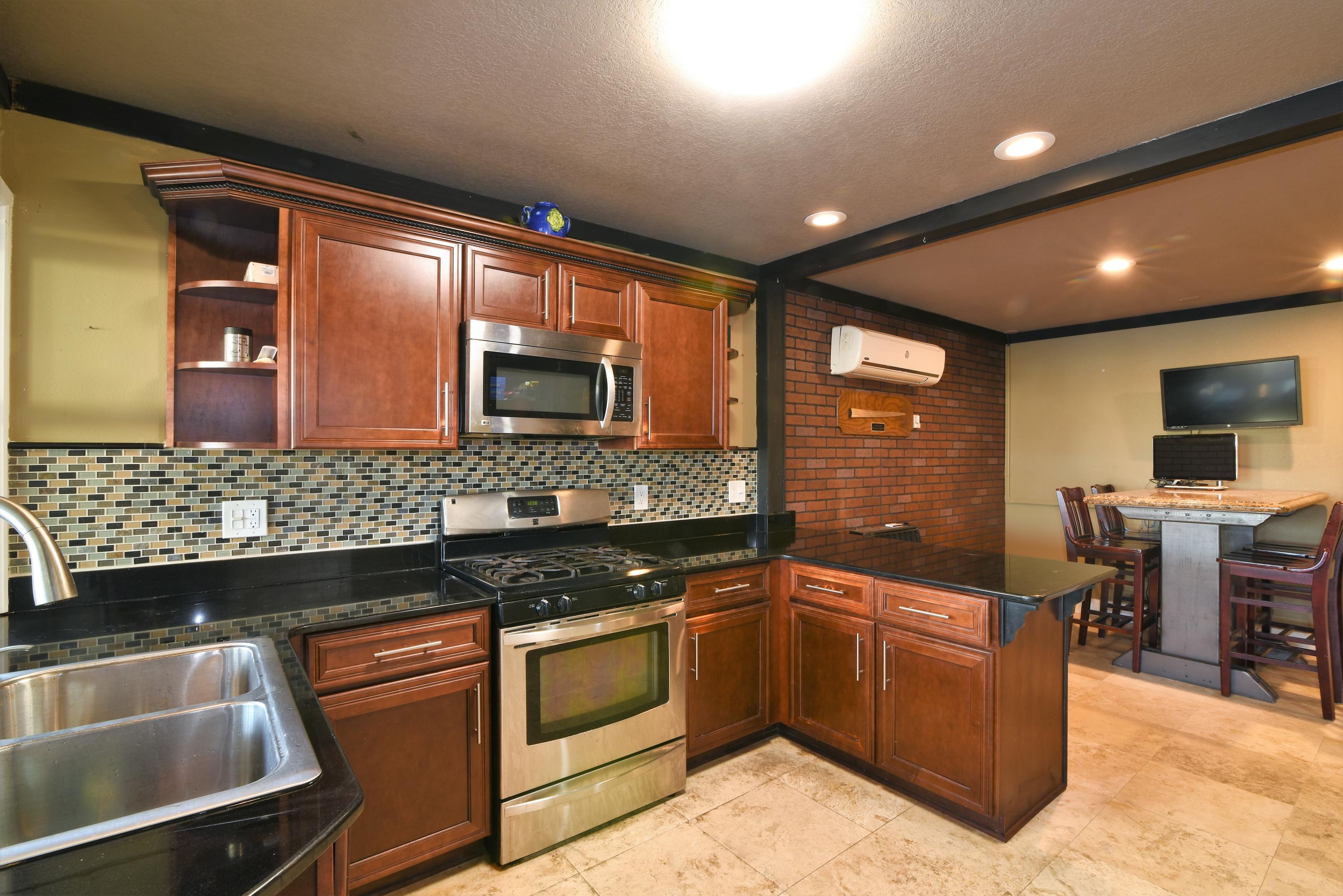 NEPTUNES RETREAT - Residential