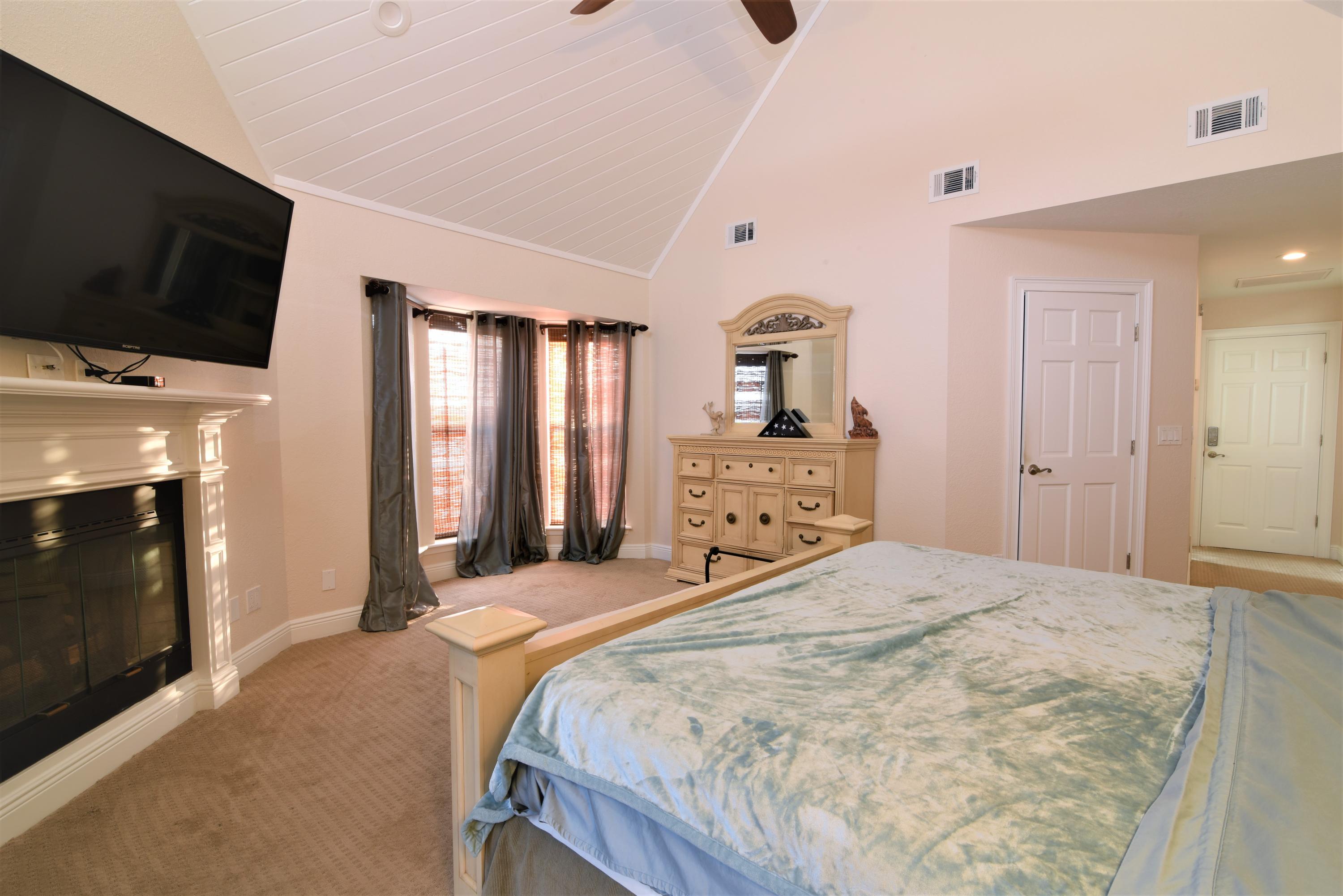 NEPTUNES RETREAT - Residential