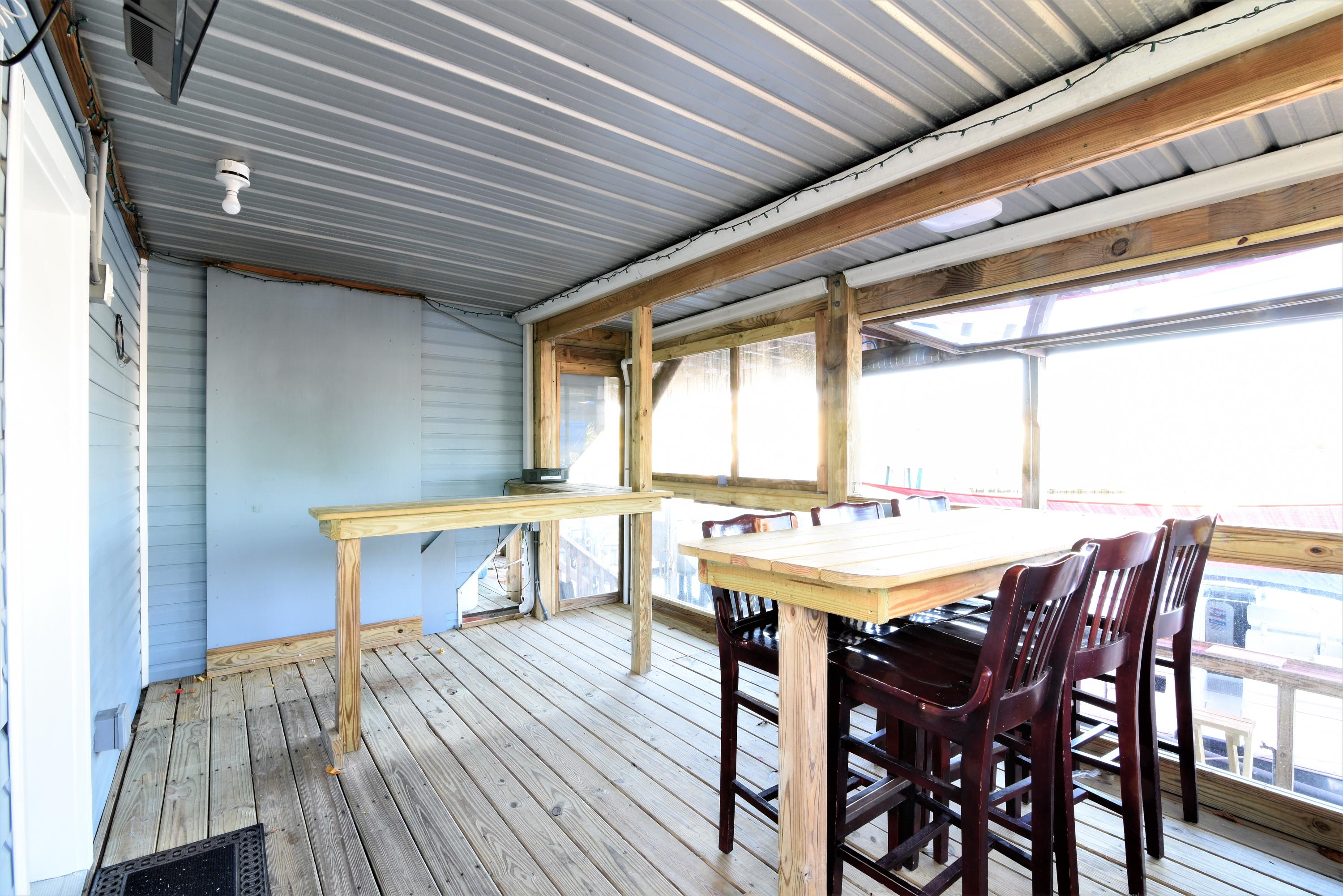 NEPTUNES RETREAT - Residential