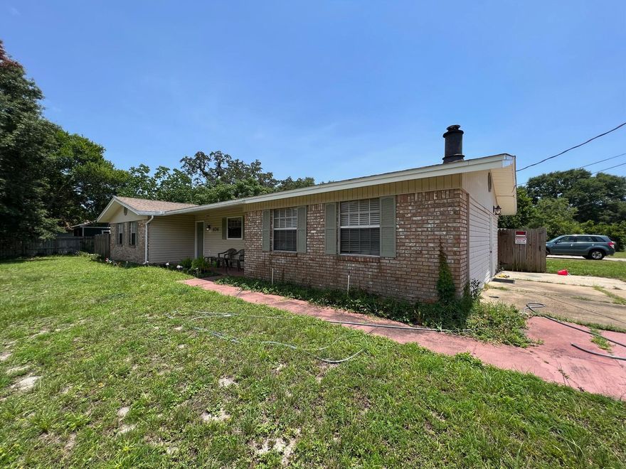 Property to be sold AS IS. Buyer to verify all pertinent information such as square footage and lot dimensions.