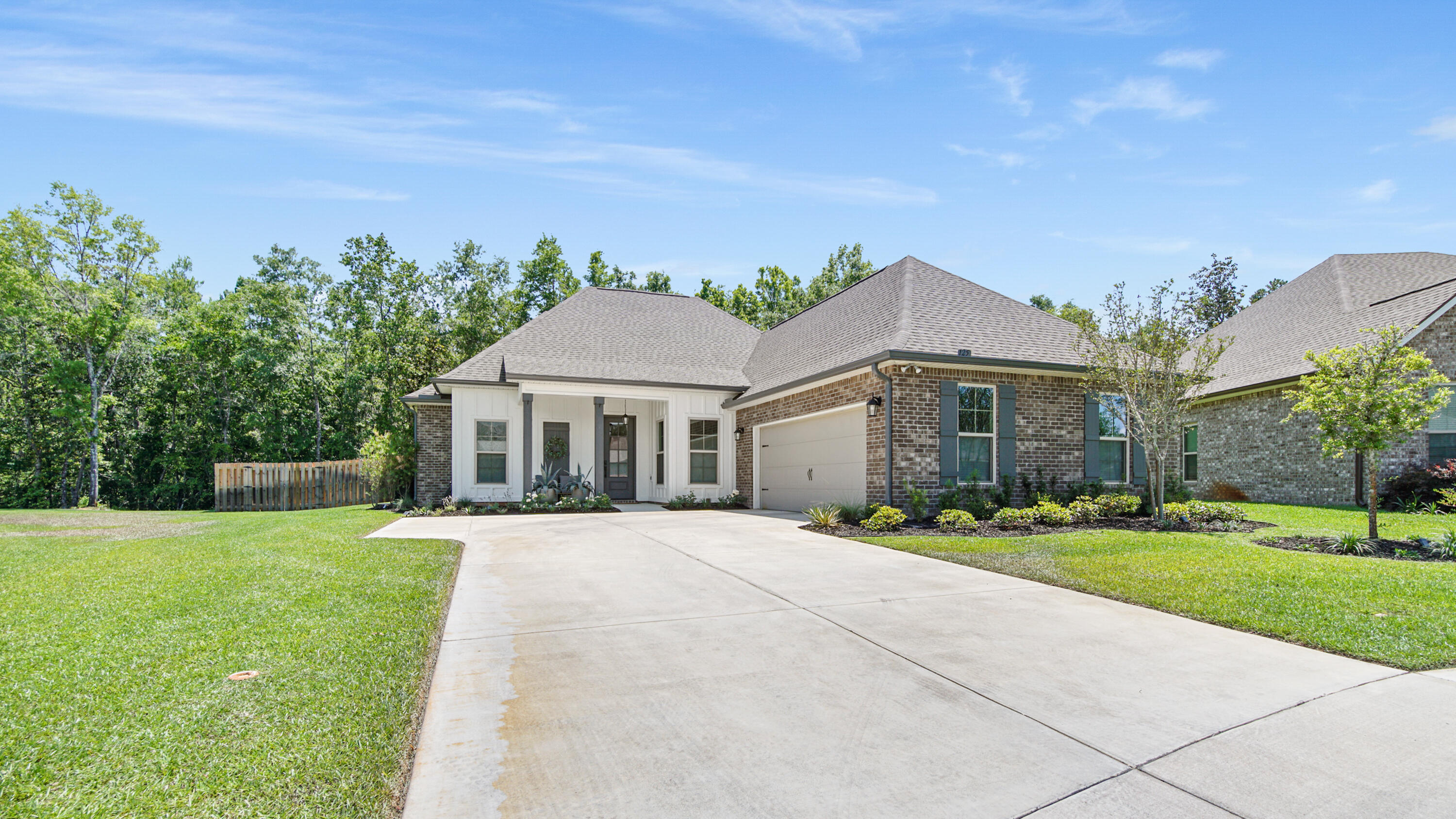 HAMMOCK BAY - Residential