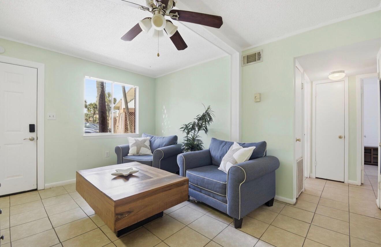 BREAKERS WEST - Residential