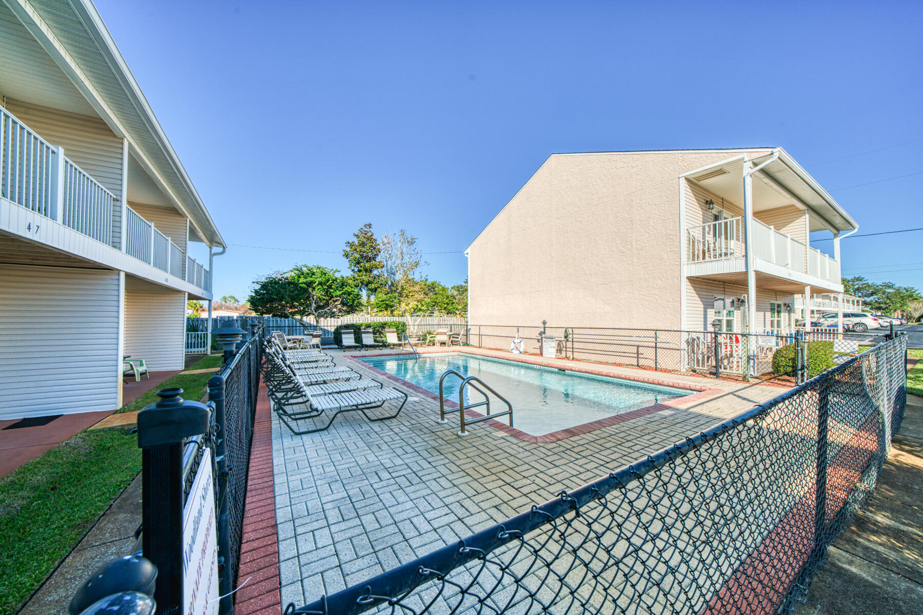 WOODLAND SHORES T/H PH IV - Residential