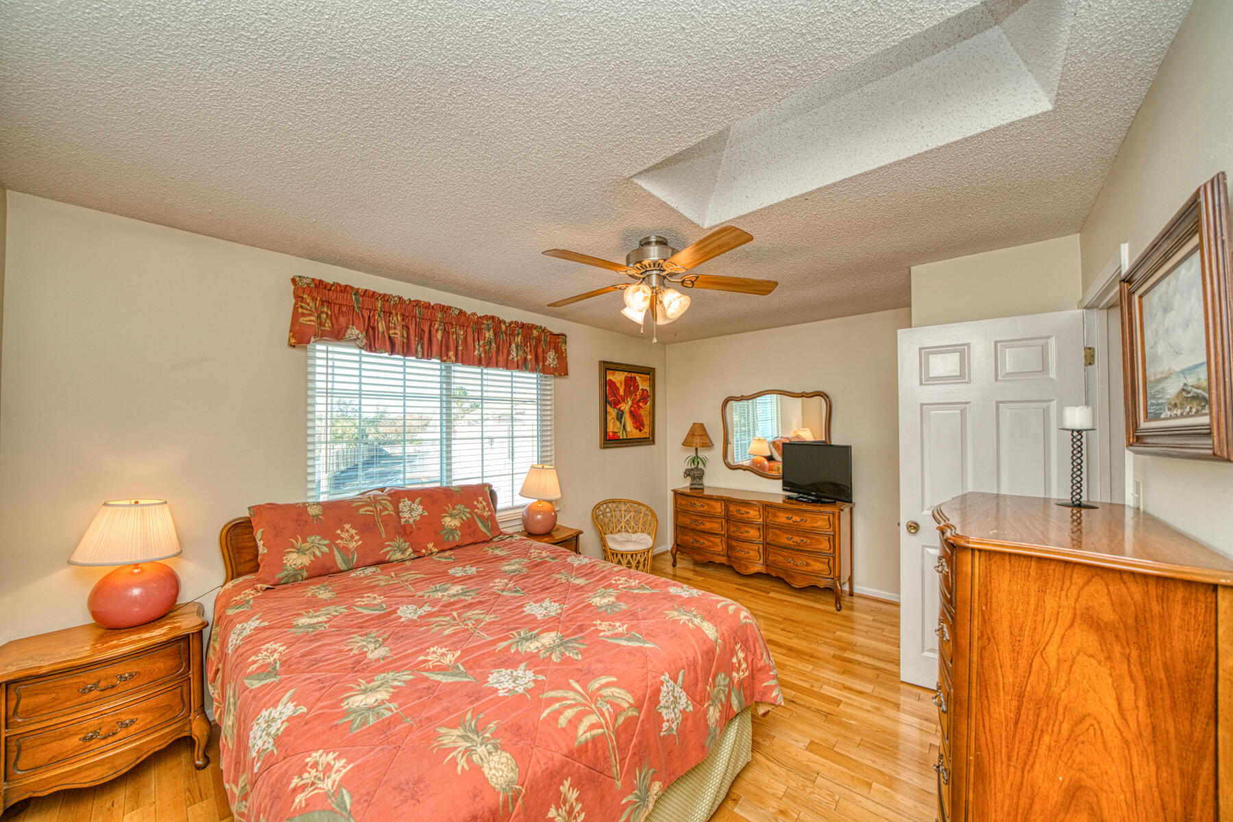 WOODLAND SHORES T/H PH IV - Residential