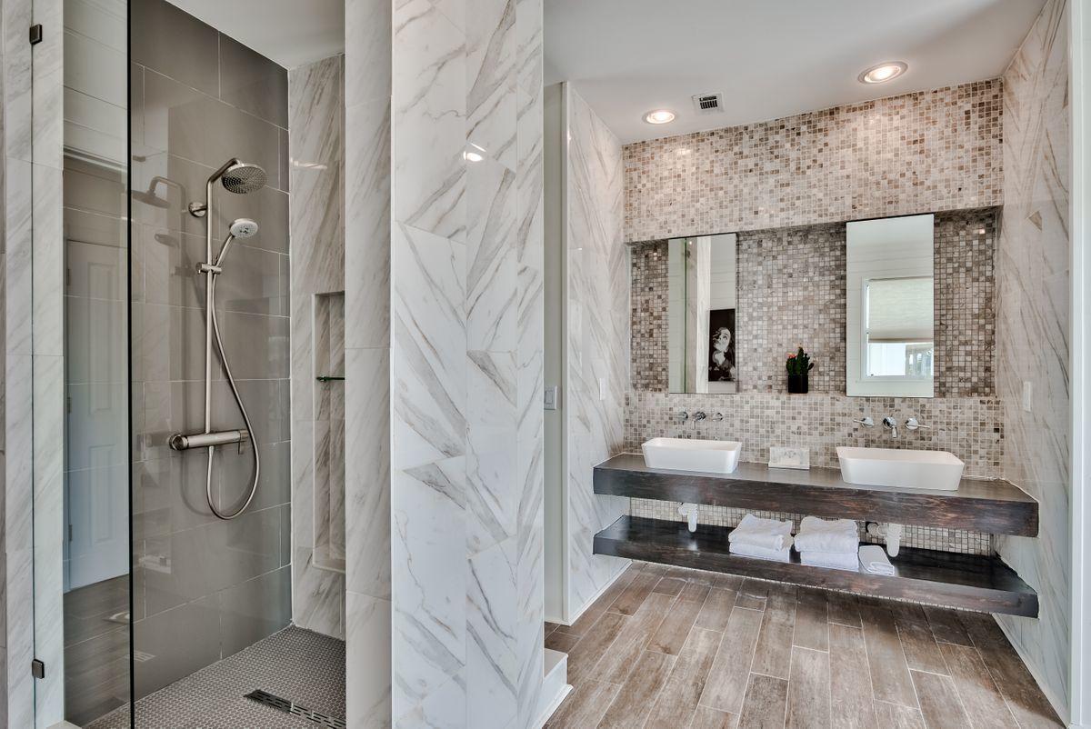 CRYSTAL BEACH - Residential