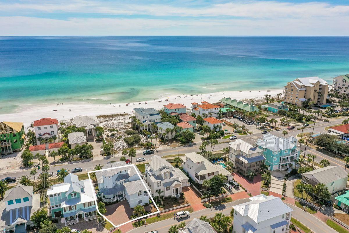 CRYSTAL BEACH - Residential