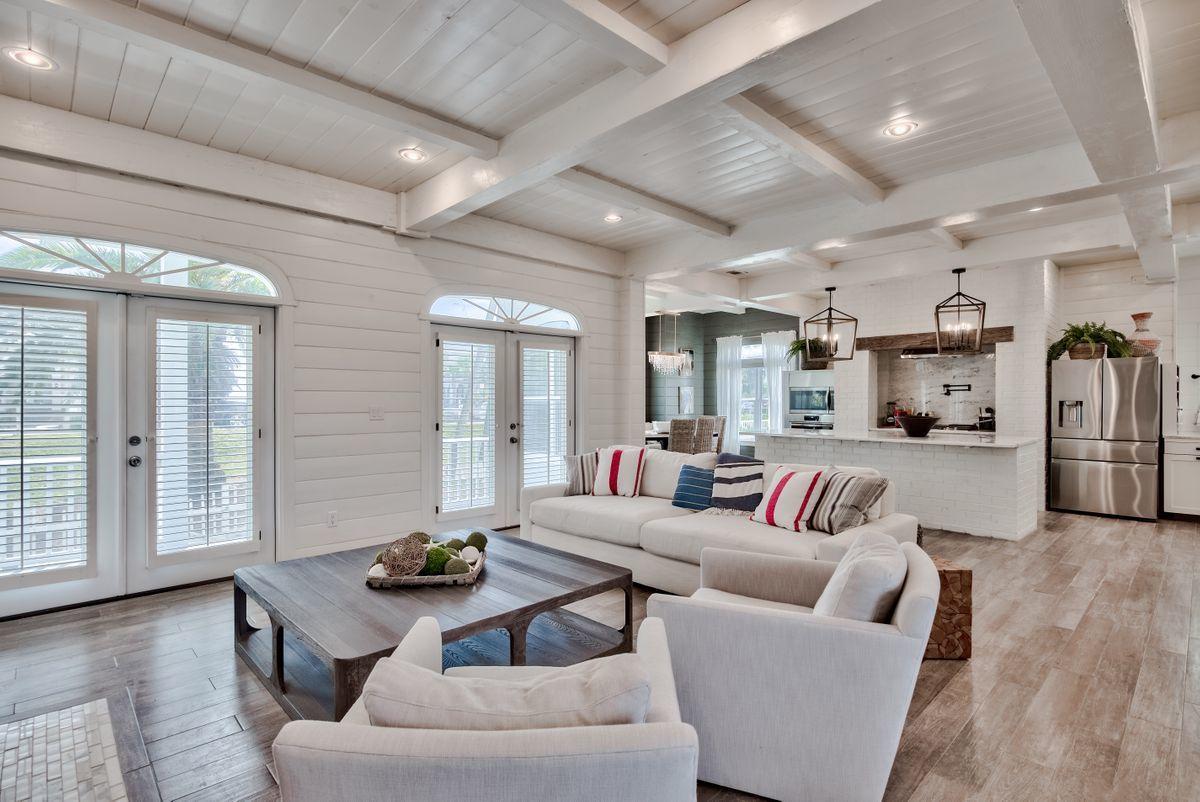 CRYSTAL BEACH - Residential