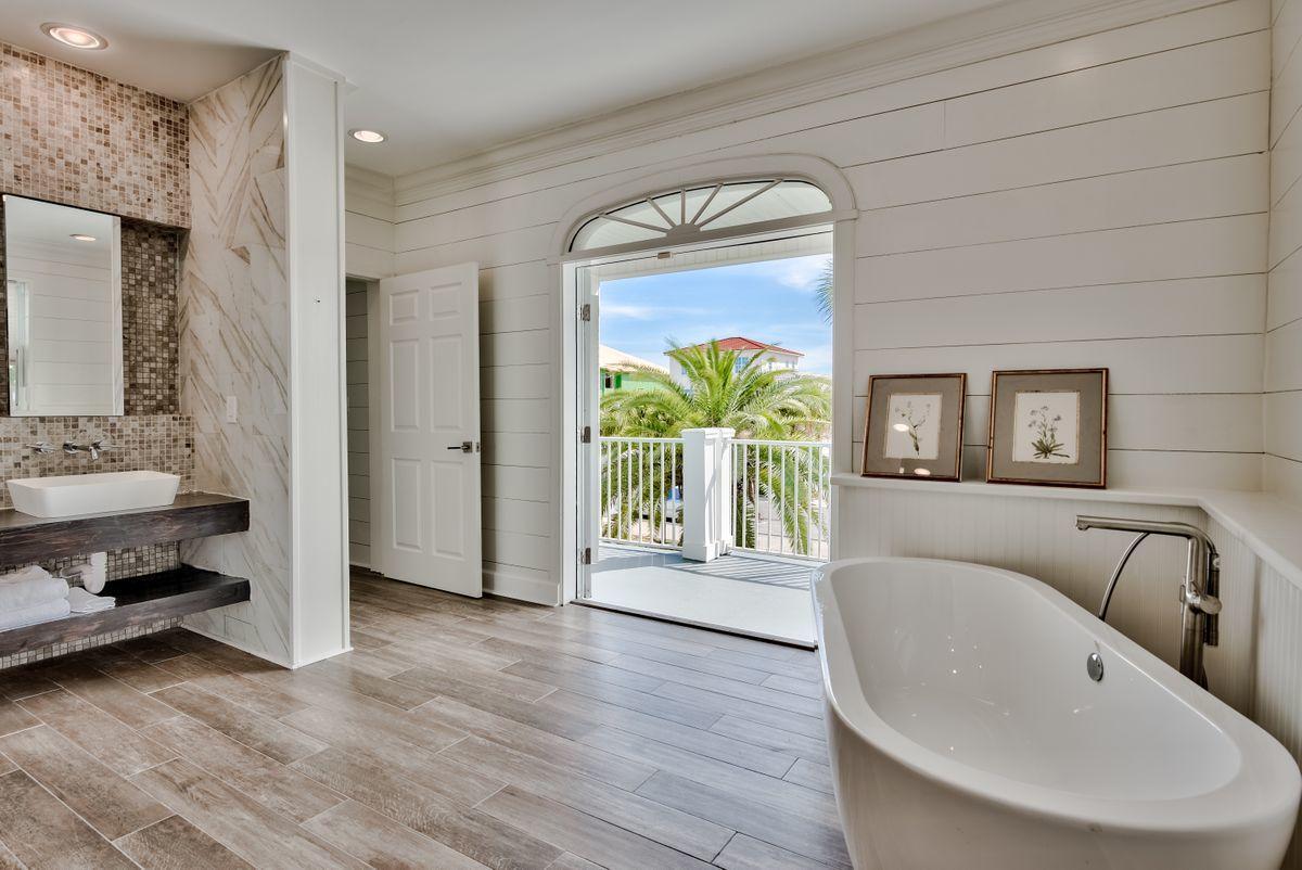 CRYSTAL BEACH - Residential