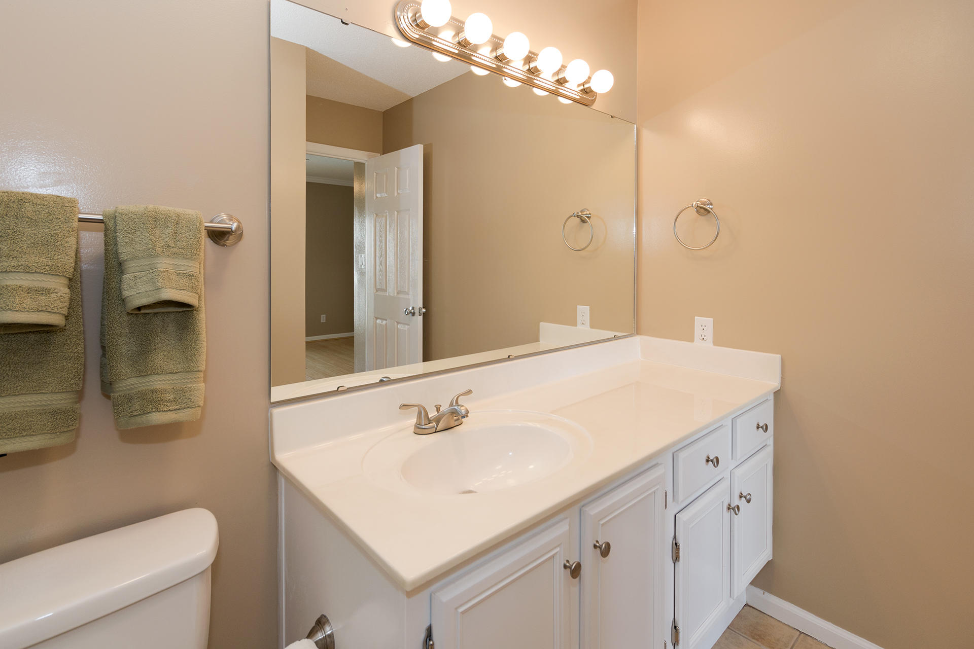 WOODLAND SHORES T/H PH 5 - Residential